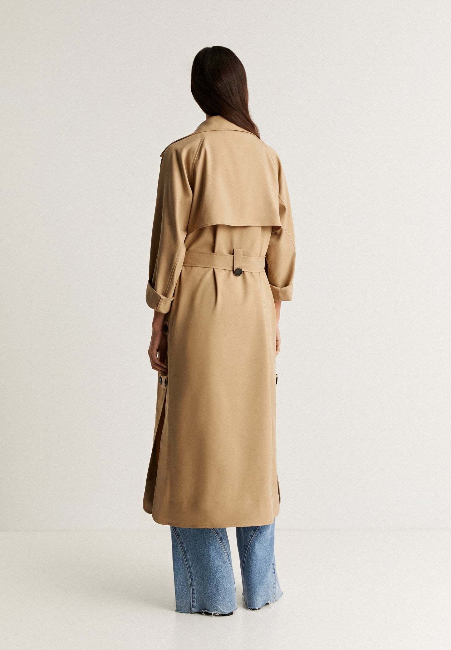 TRENCH COAT WITH SIDE VENT DETAIL