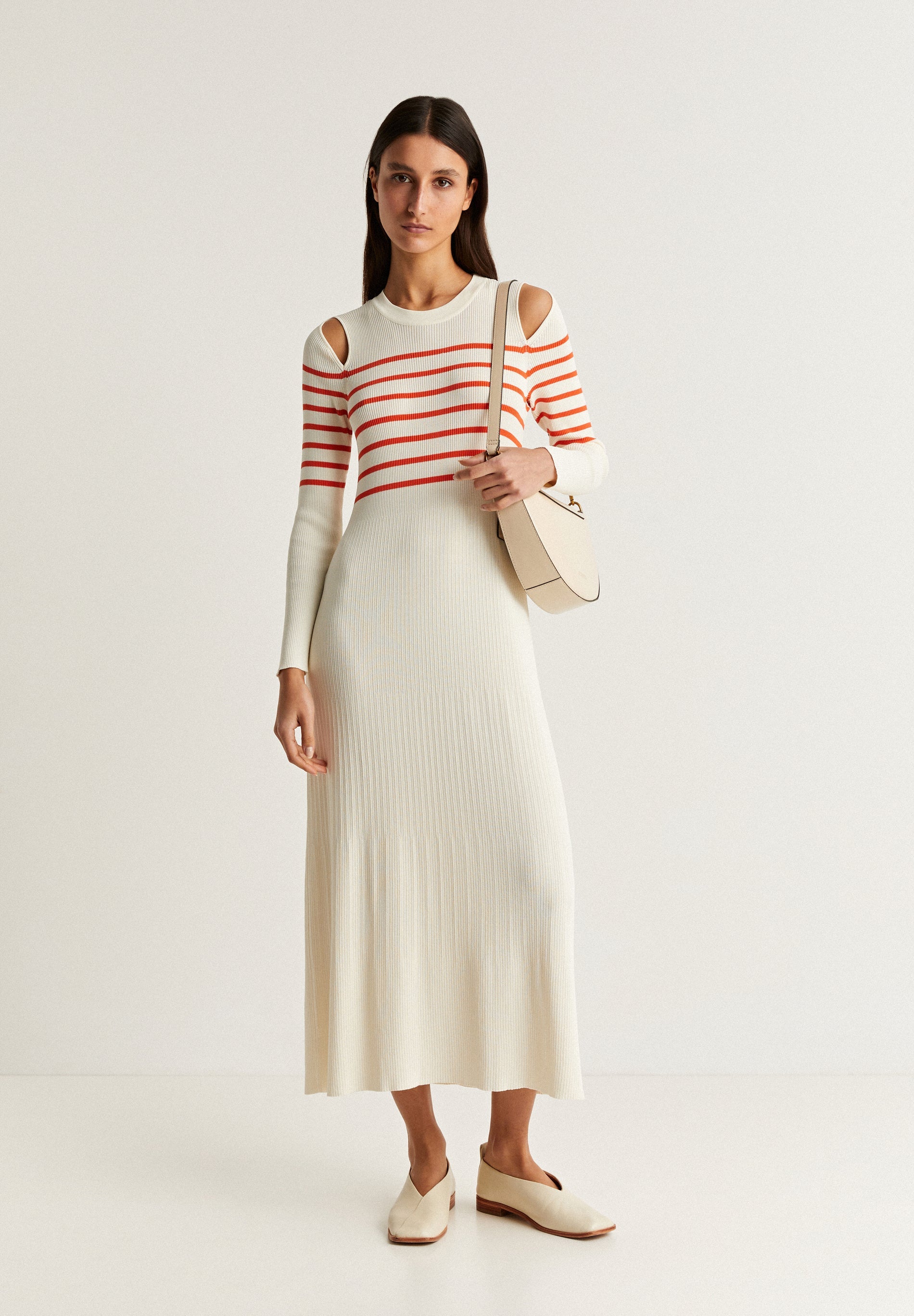 RIBBED KNIT DRESS WITH SLITS