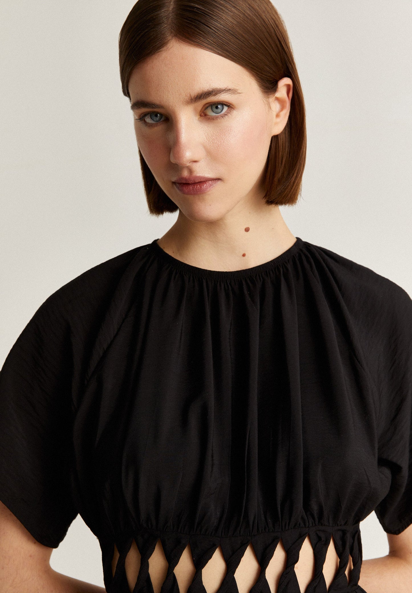 MIDI DRESS WITH WAIST OPENING