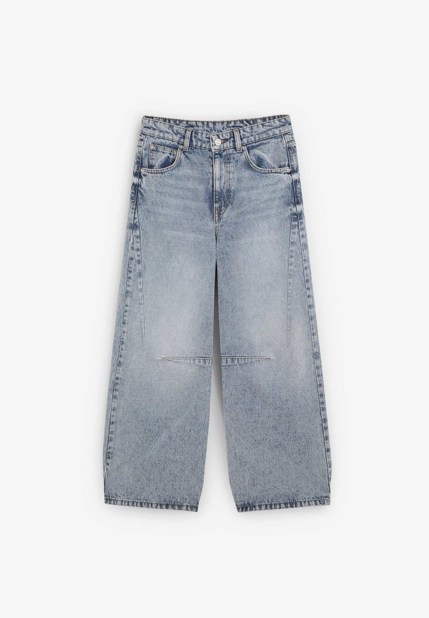 WIDE LEG JEANS WITH BUCKLE DETAIL