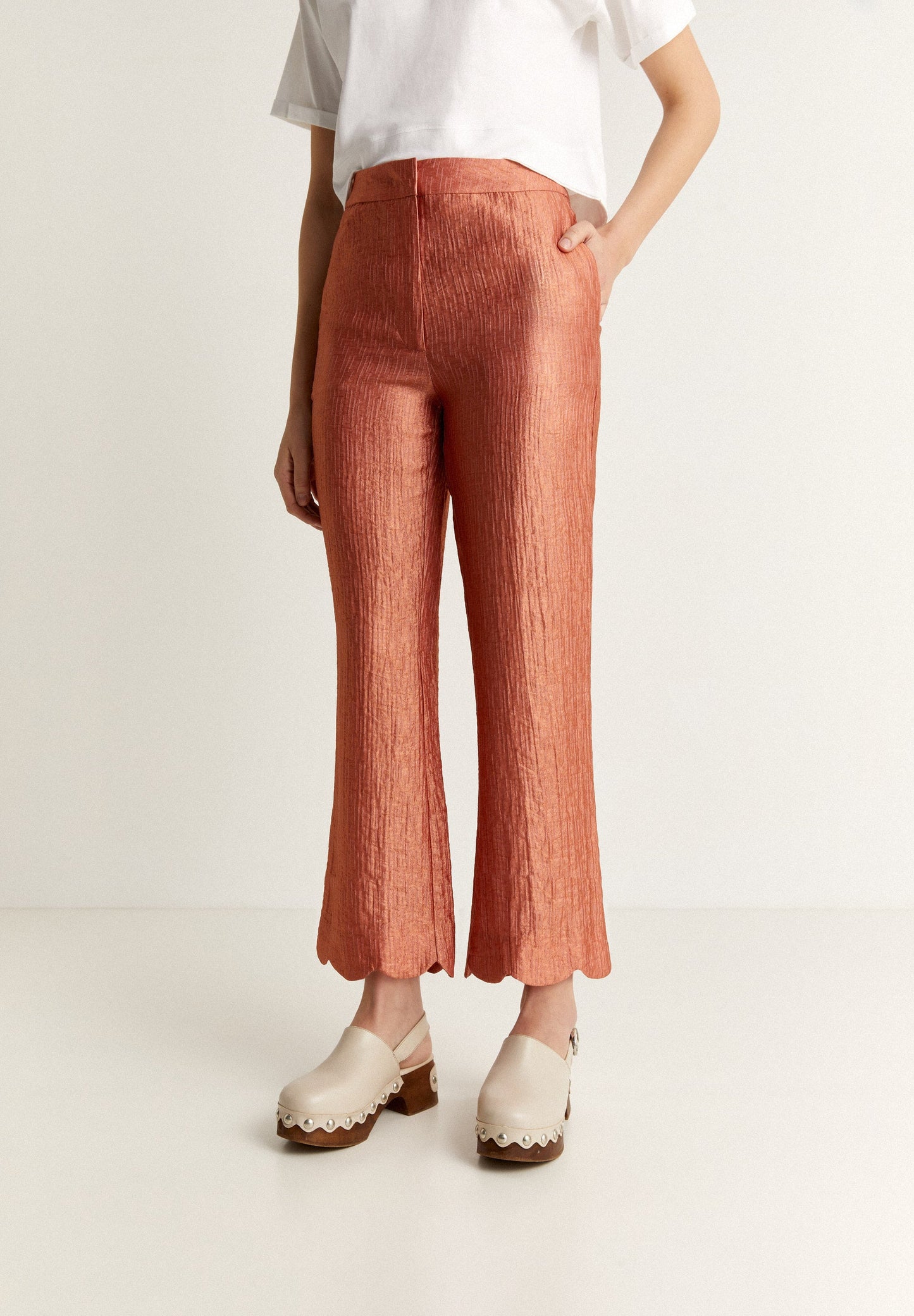 TROUSERS WITH WAVED HEM