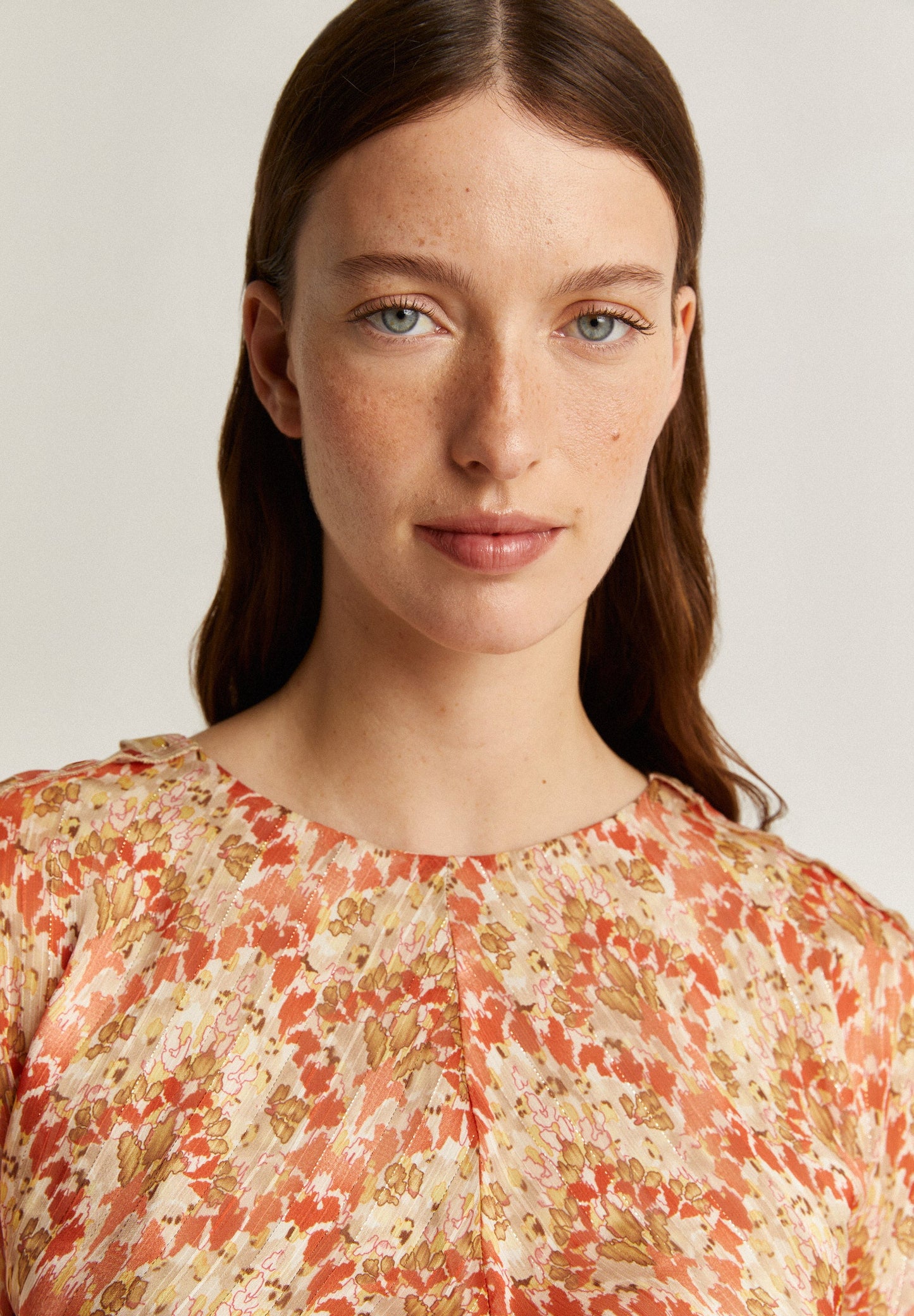 FRONT GATHERED MIDI DRESS