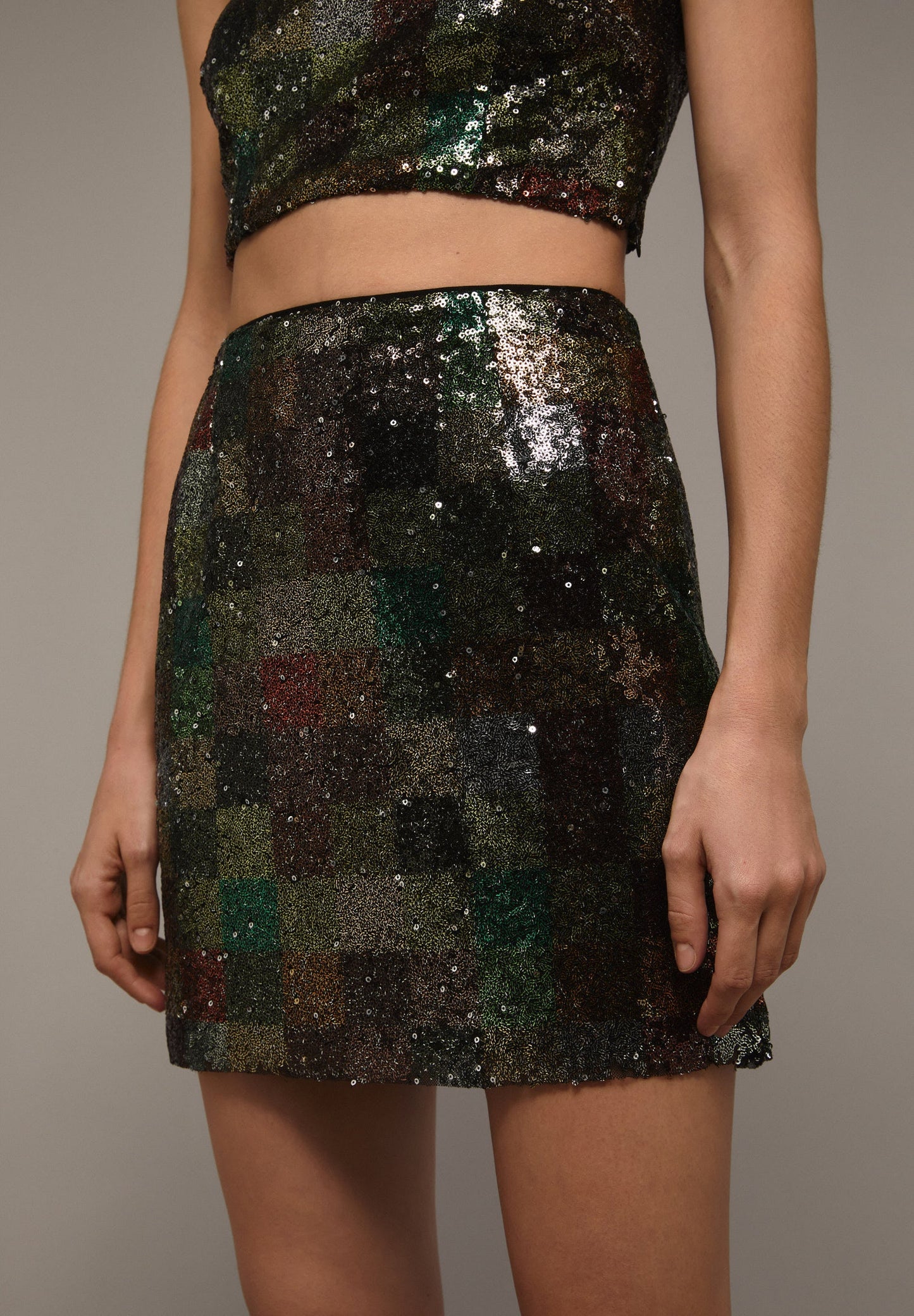 SEQUINNED MINI SKIRT
