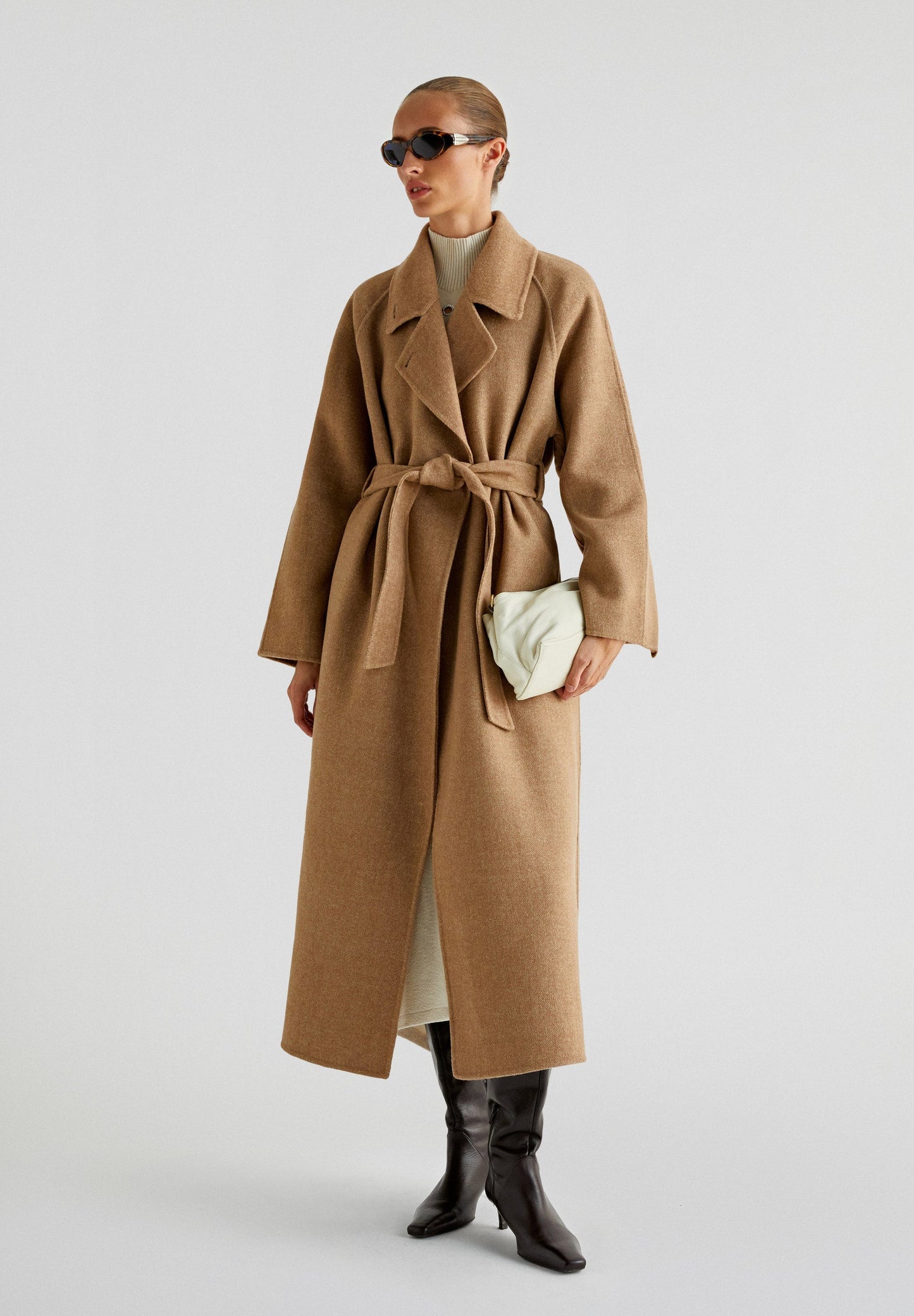 WOOL COAT WITH BELT