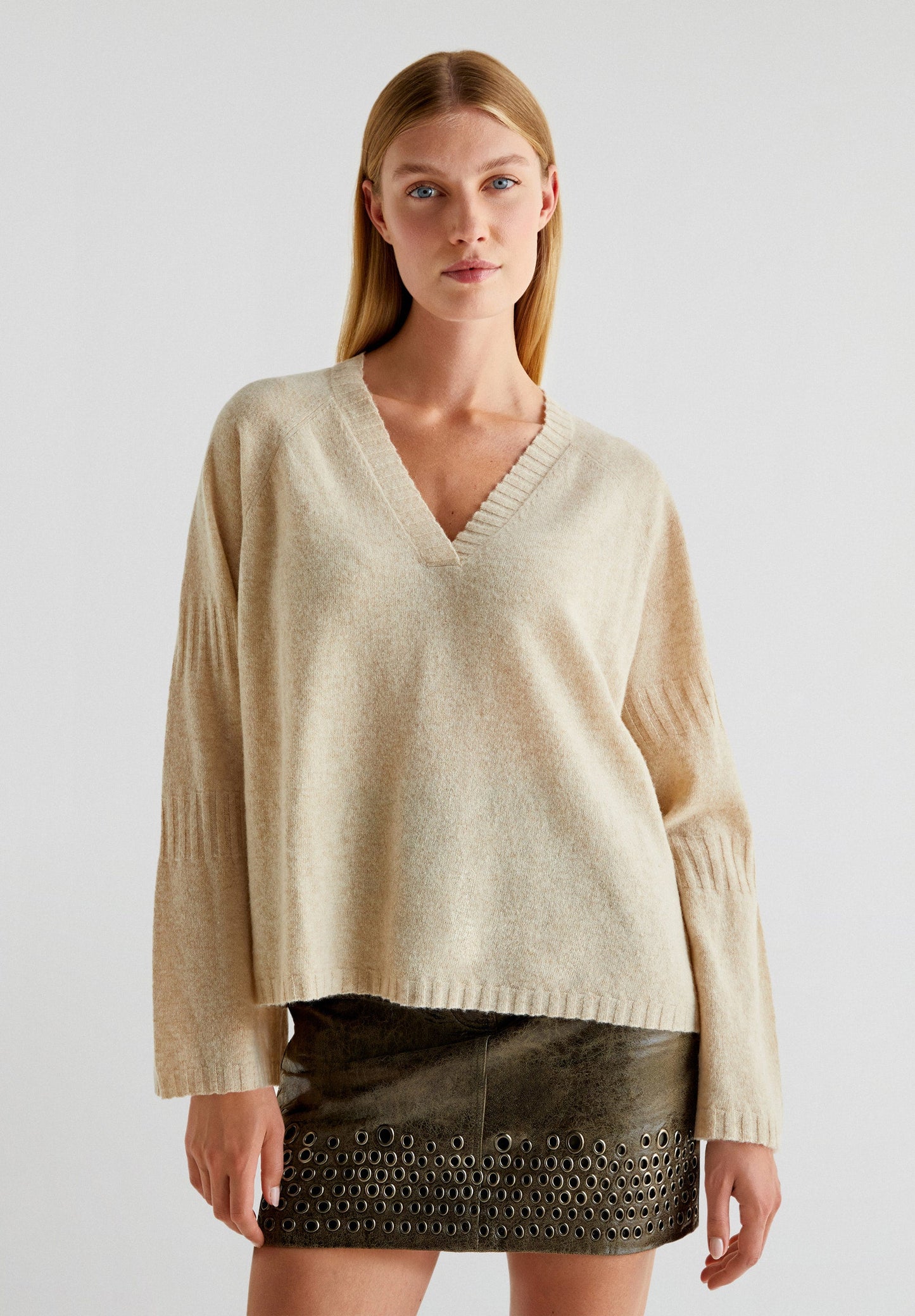 WOOL SWEATER WITH SLEEVE DETAIL