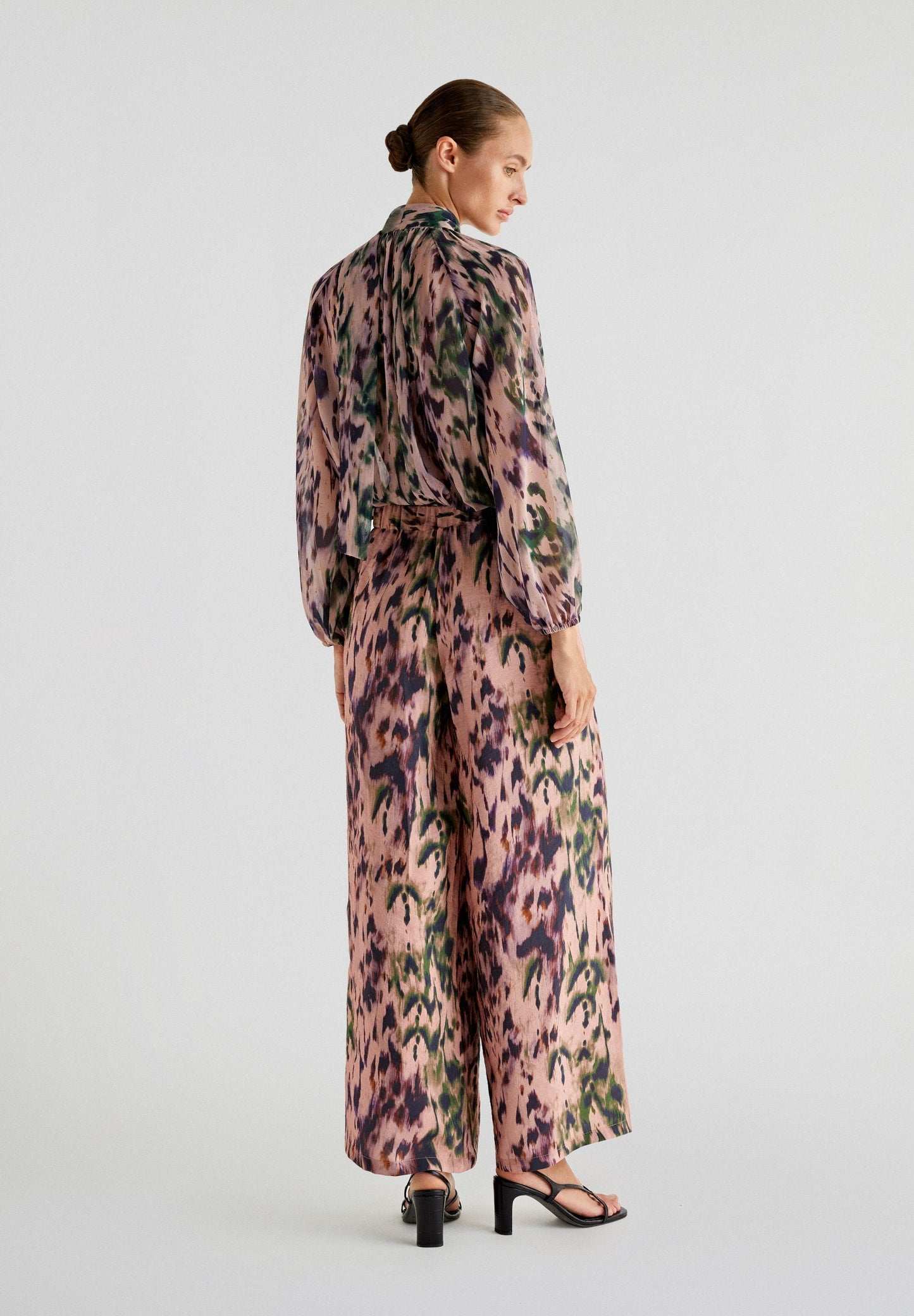 FLOWING PRINTED TROUSERS