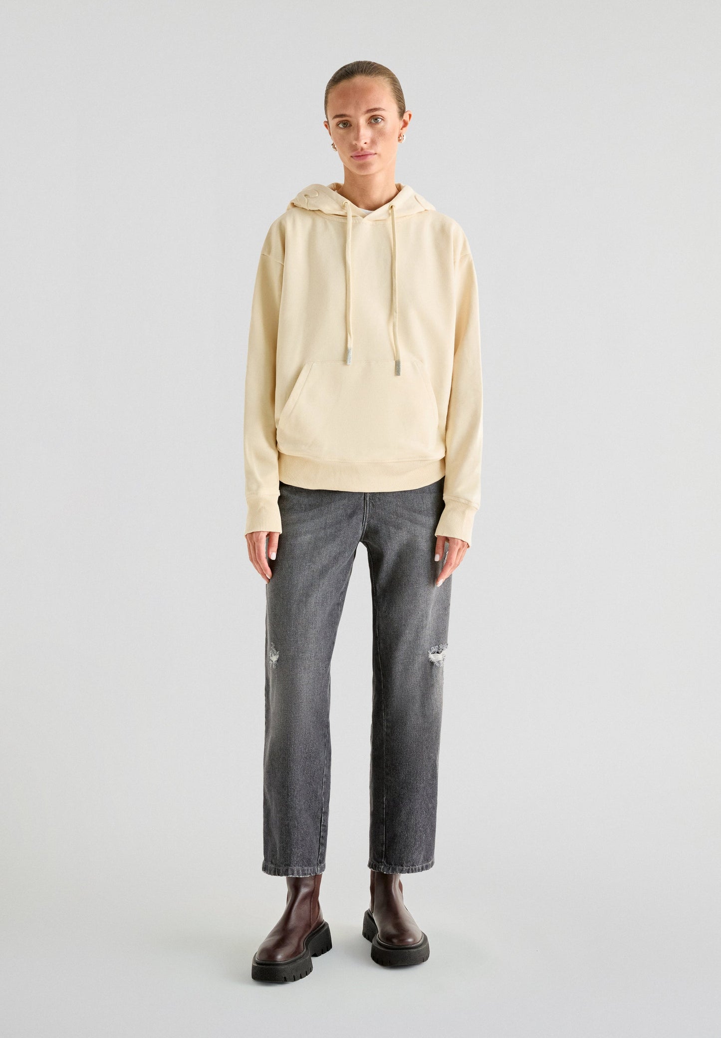 EMBOSSED HOODIE SWEATER