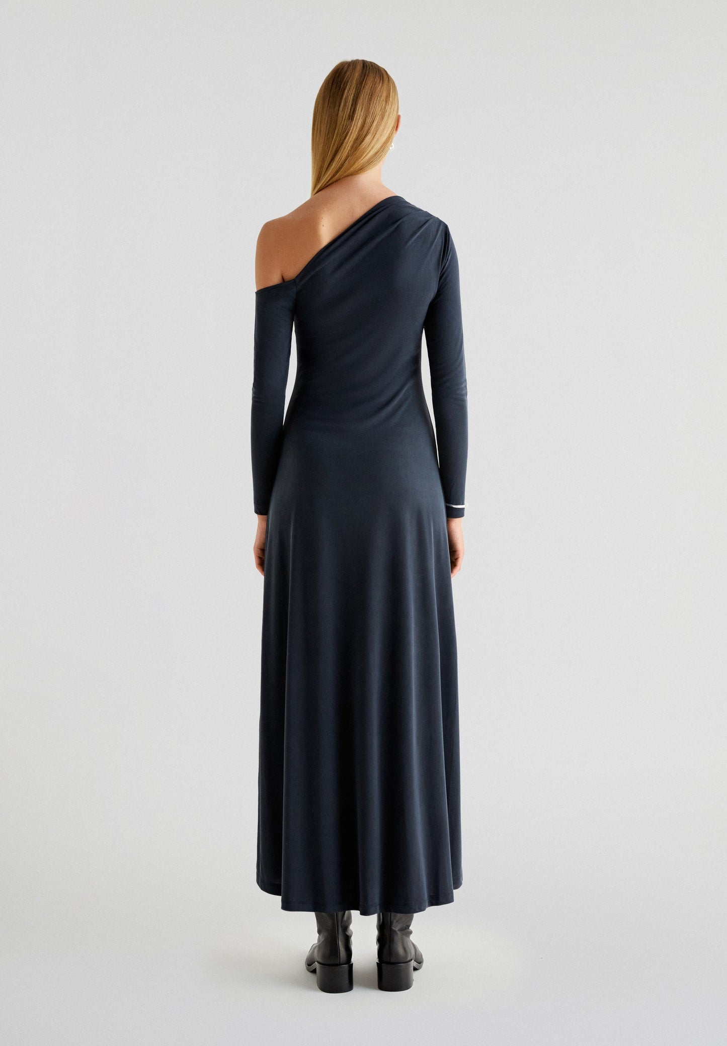 ASYMMETRIC NECKLINE DRESS