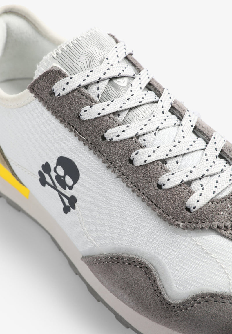 SNEAKERS WITH SUEDE SKULL