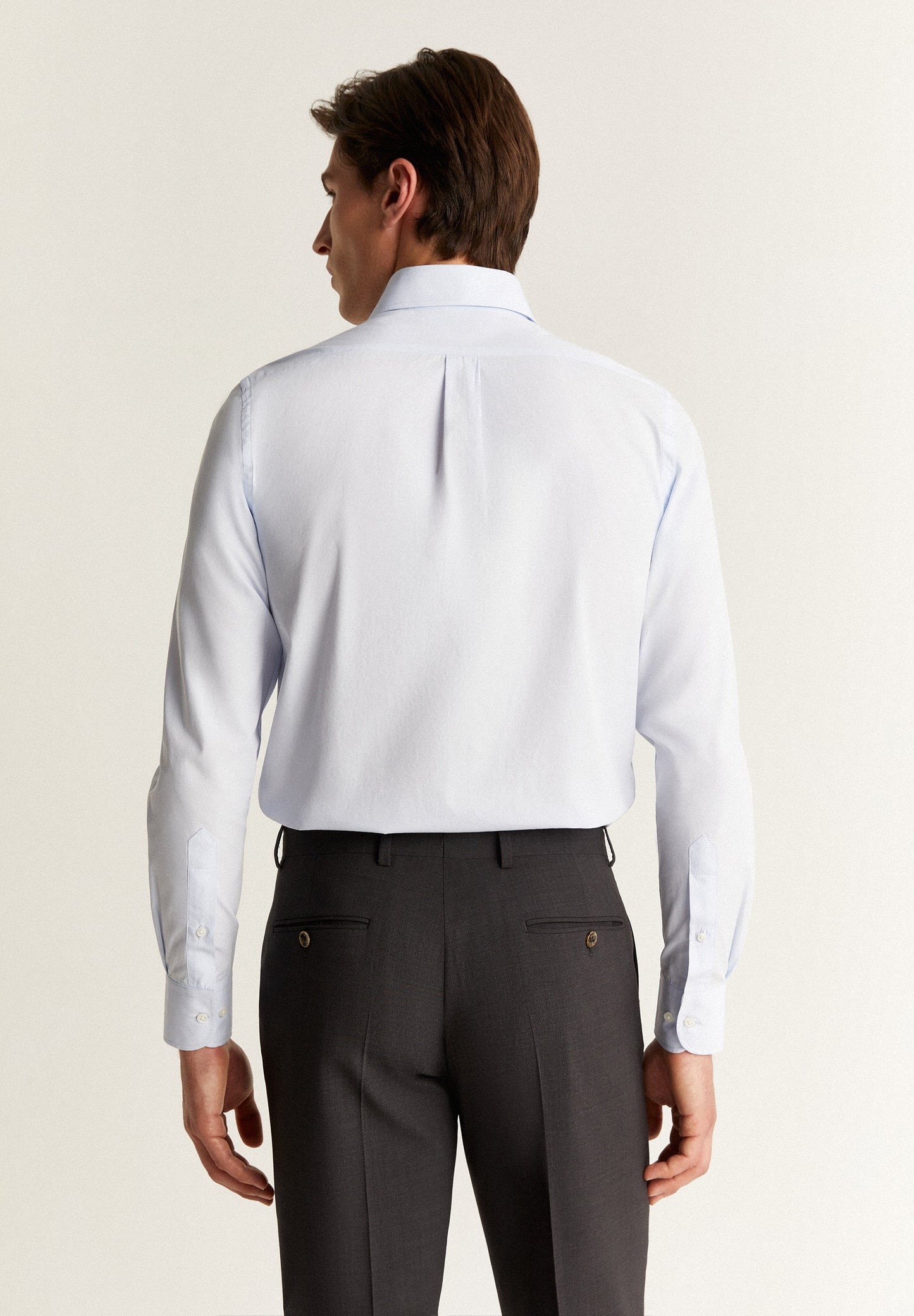 CLASSIC SLIM FIT SHIRT