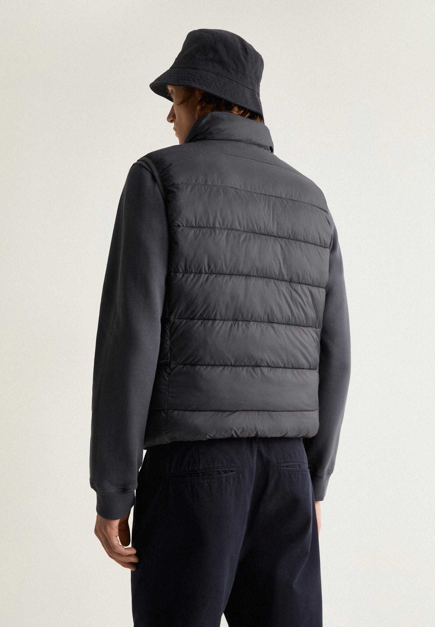 PUFFER VEST WITH SKULL