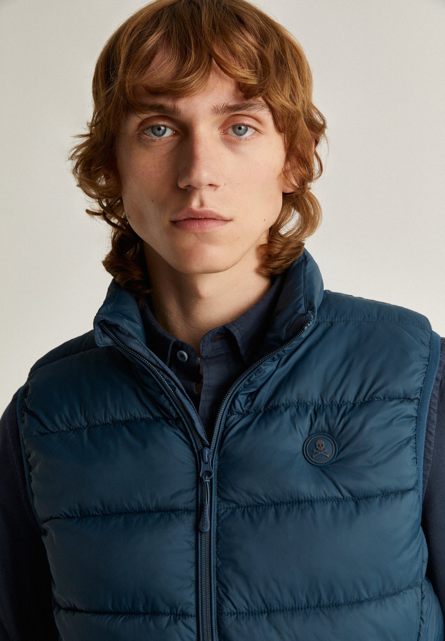 PUFFER VEST WITH SKULL