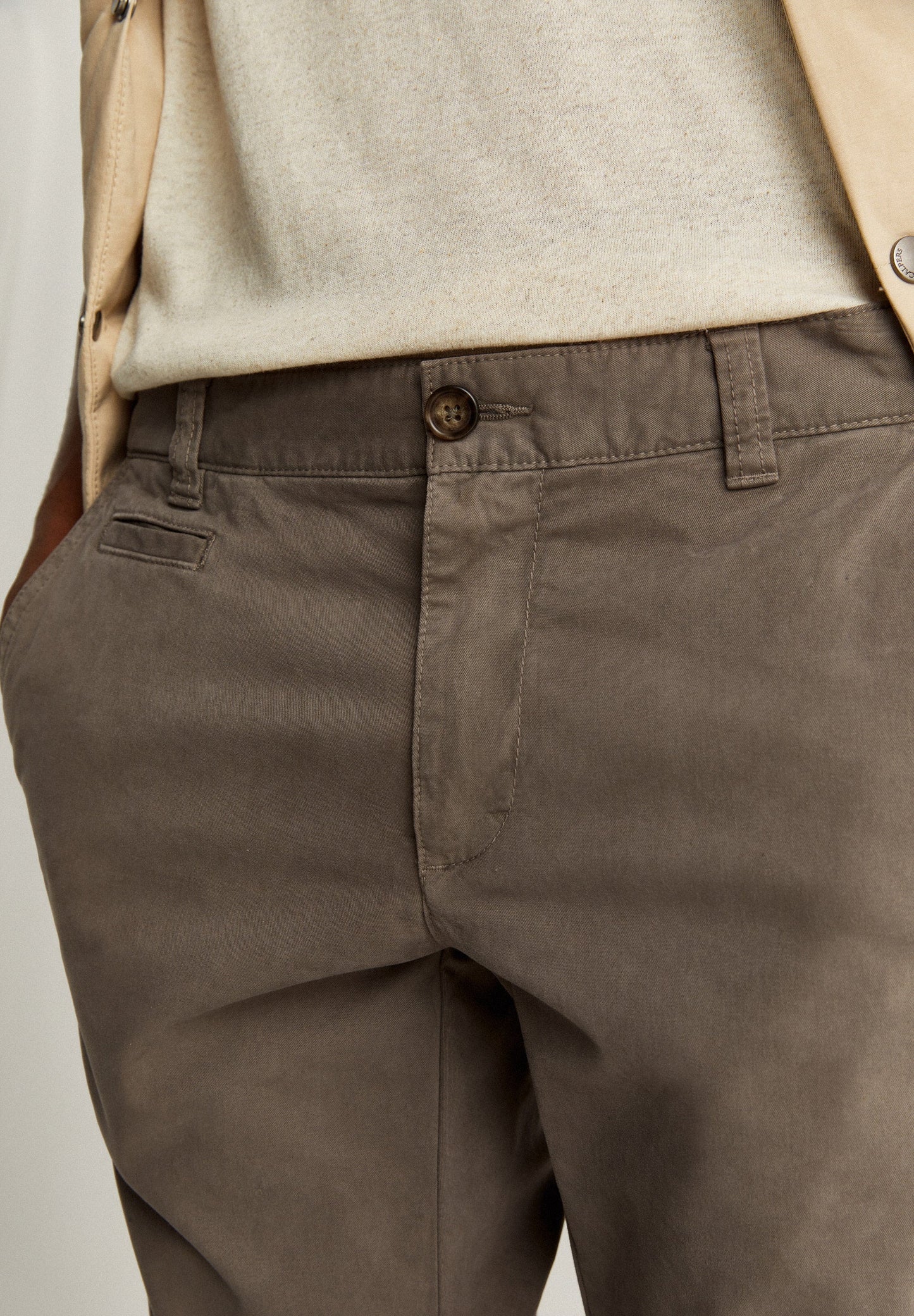 CASUAL CHINO TROUSERS