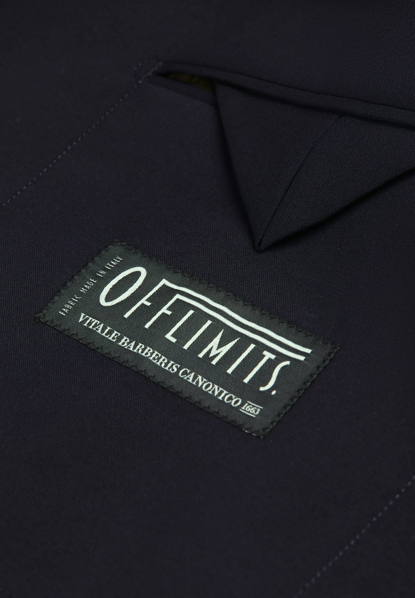 PREMIUM PEAKED WOOL BLAZER