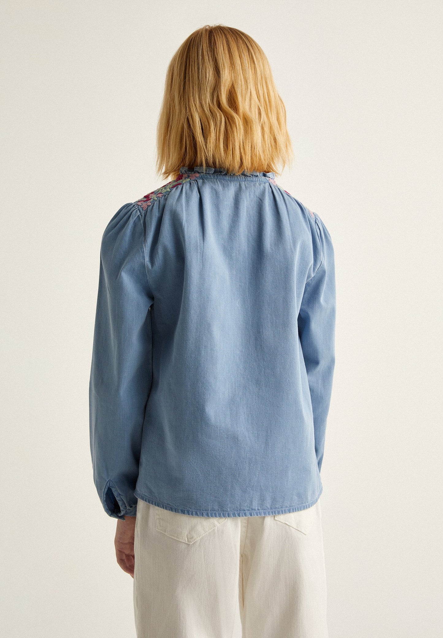 CONTRASNT EMBROIDERY DENIM BLOUSE