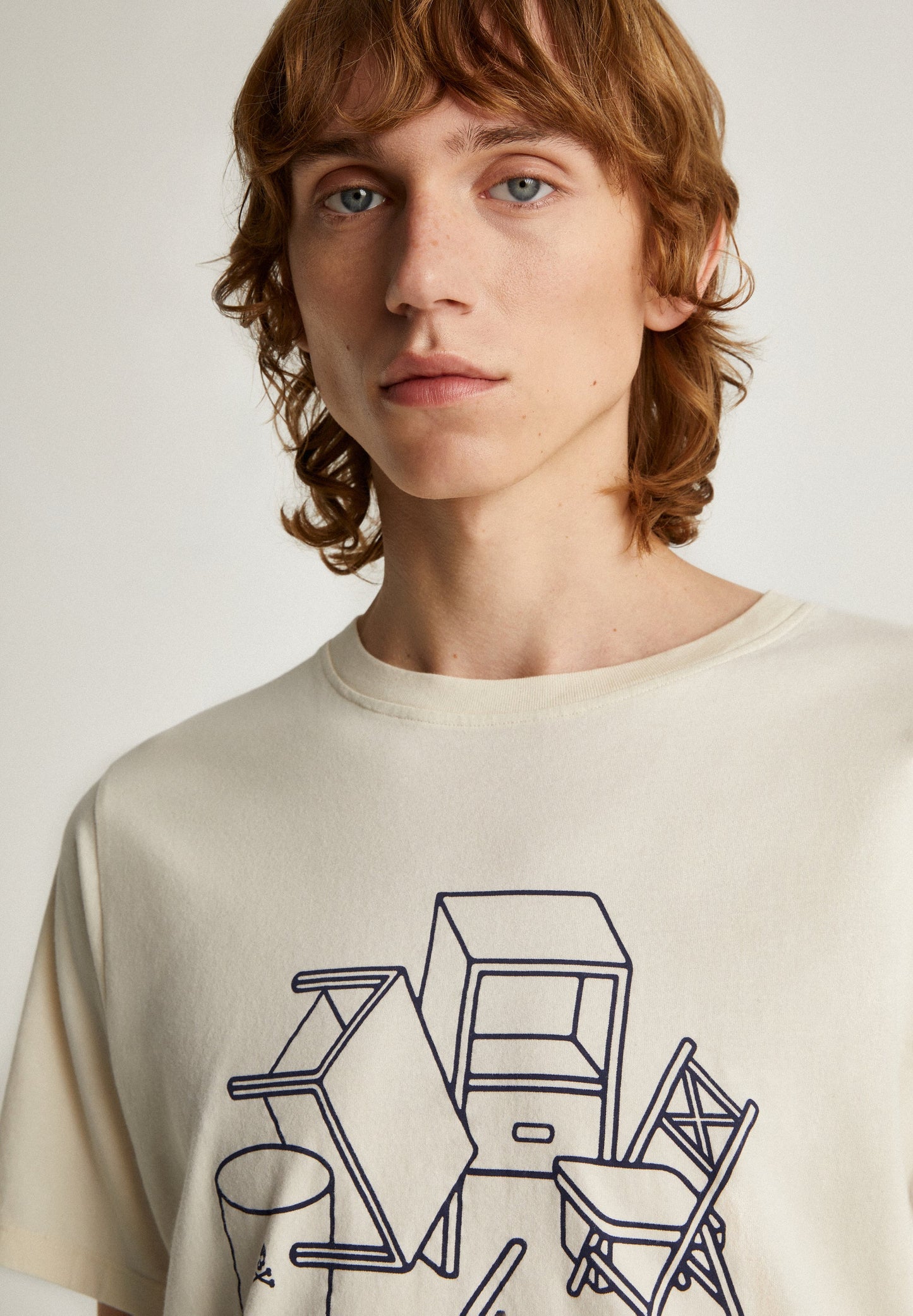 T-SHIRT WITH FRONT PRINT