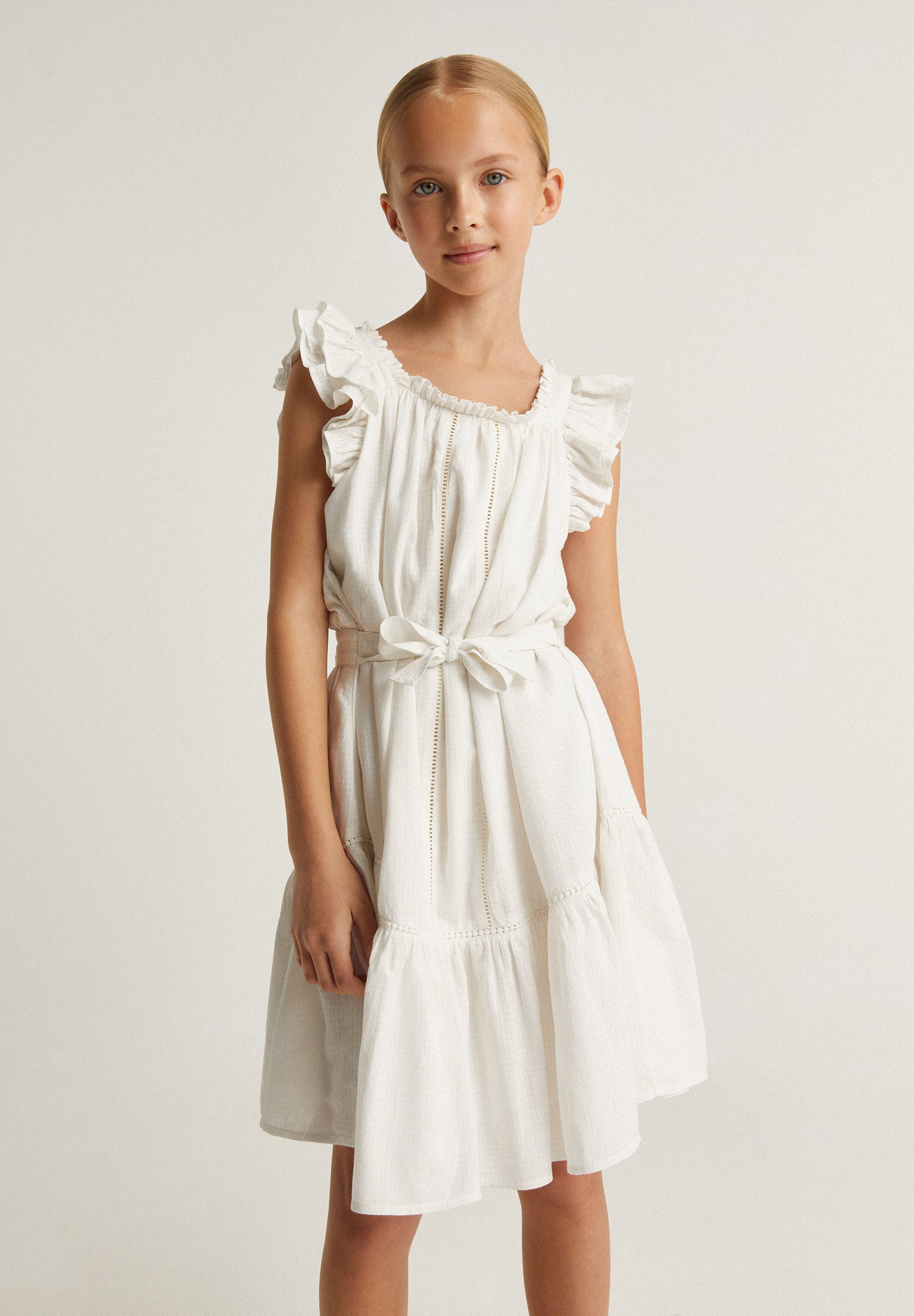 DRESS WITH OPENWORK DETAILS