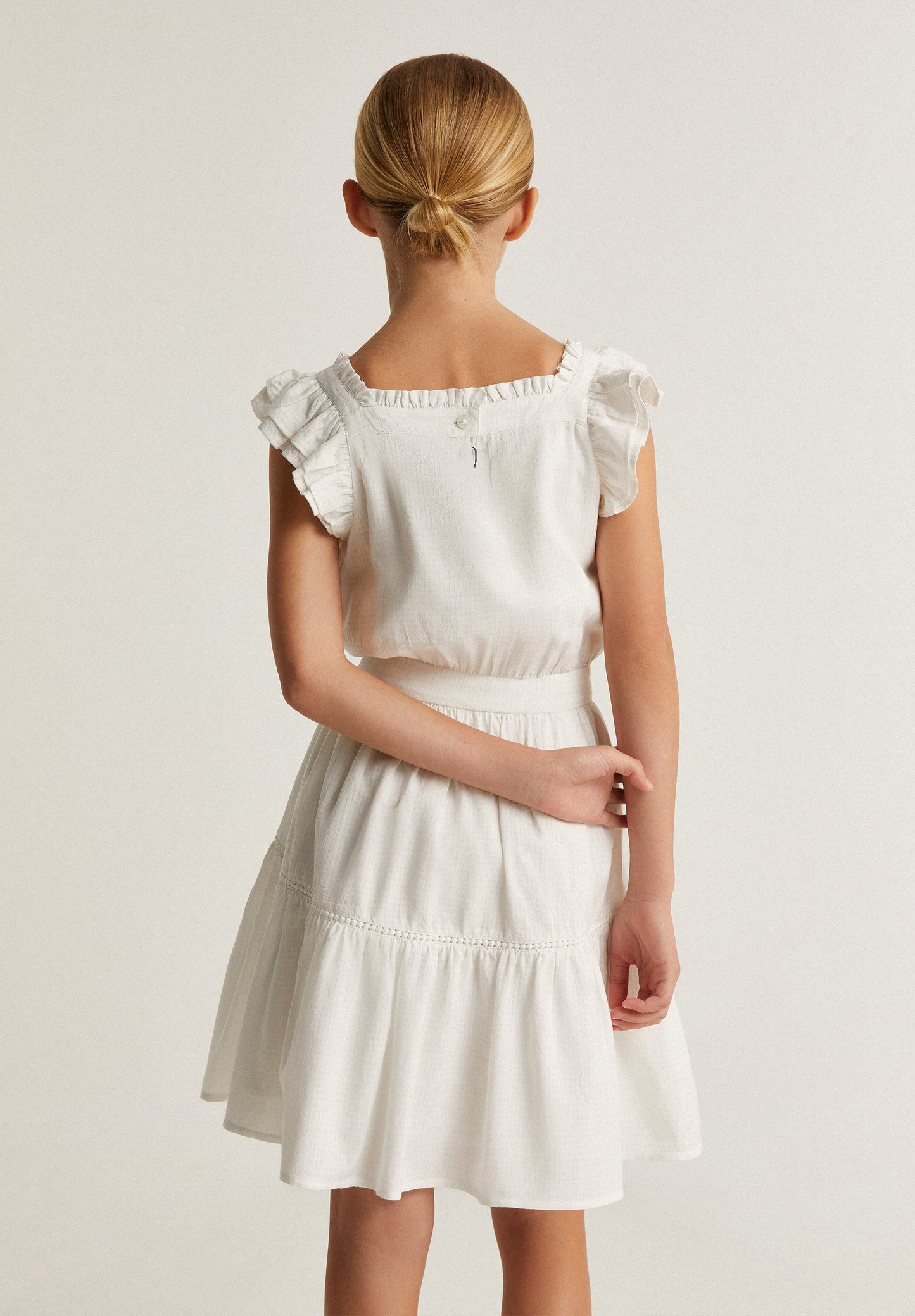 DRESS WITH OPENWORK DETAILS
