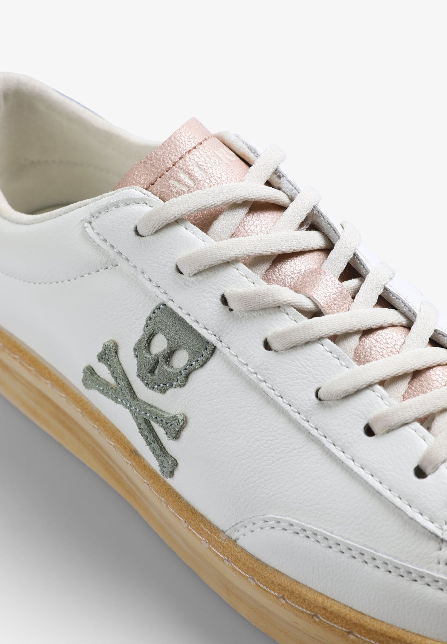 SNEAKERS SUELA PLATAFORMA ENVEJECIDA - Scalpers
