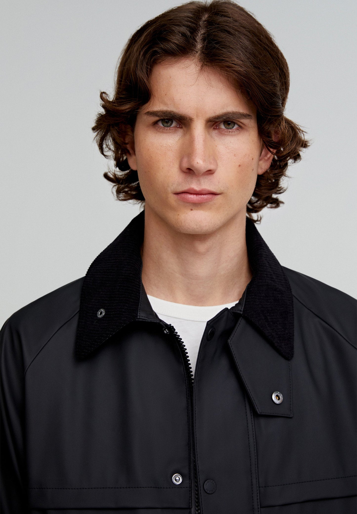 TECHNICAL JACKET WITH CORDUROY COLLAR