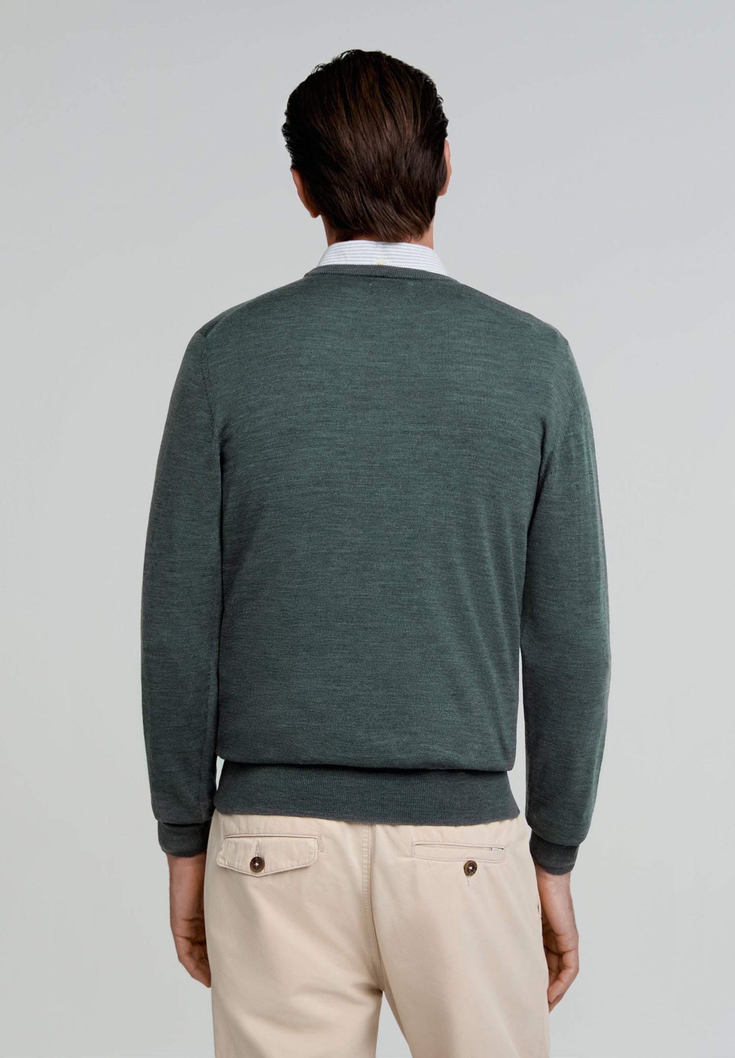 WOOL ROUND NECK SWEATER