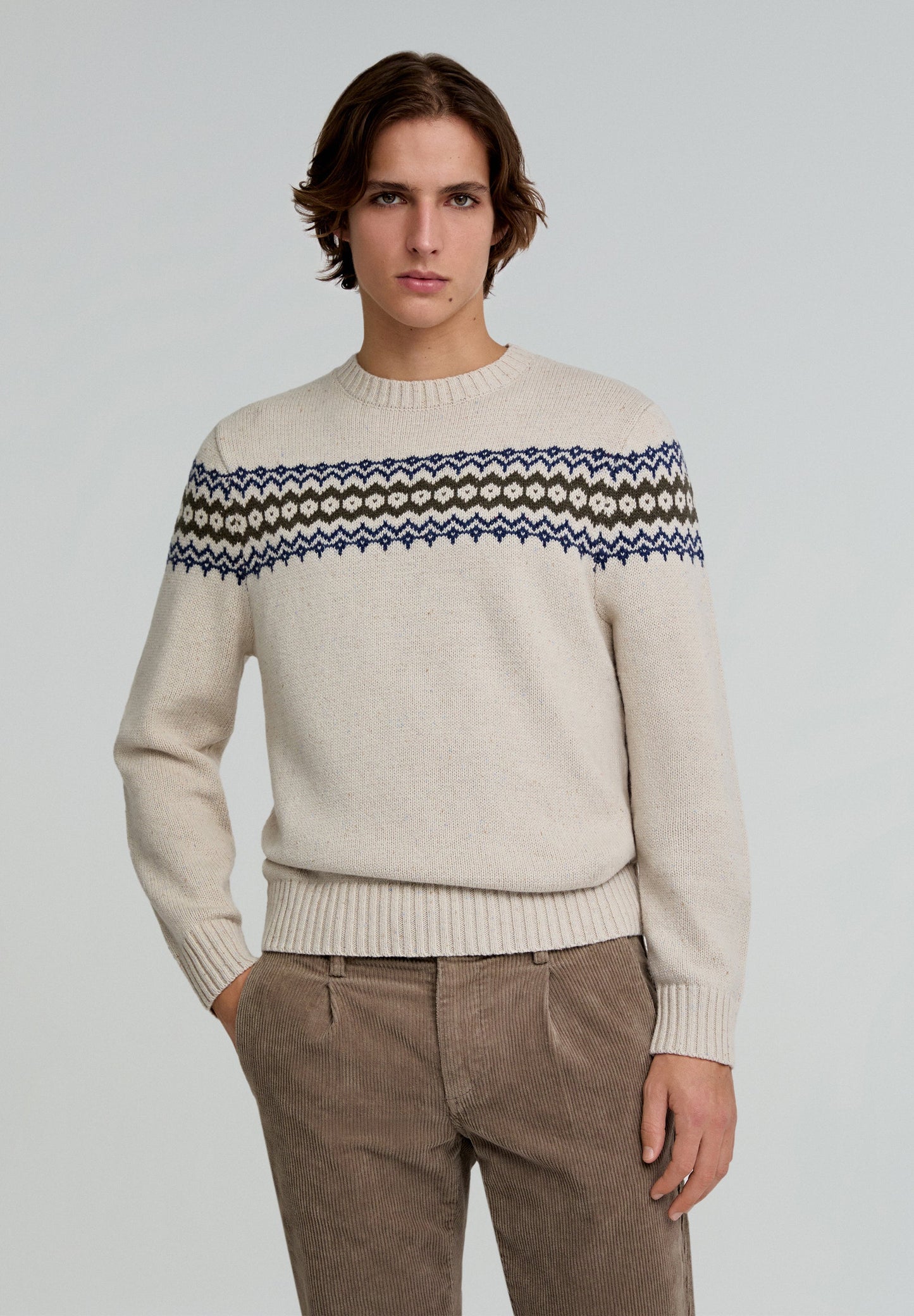 SWEATER WITH WINTER MOTIFS