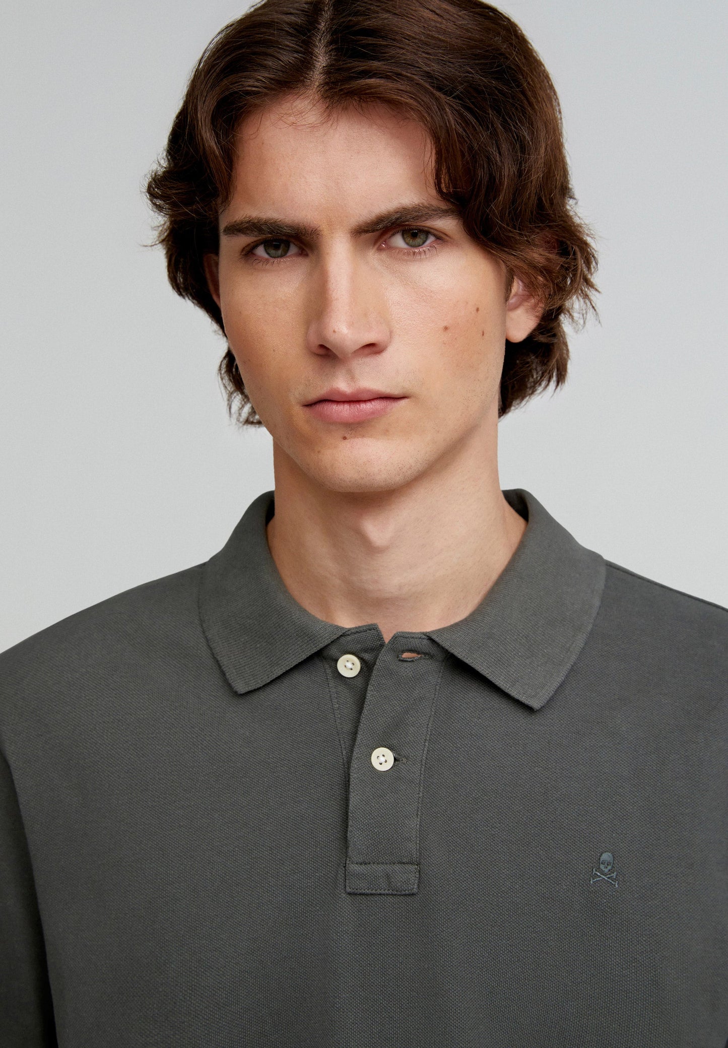 BASIC POLO SHIRT WITH SKULL DETAIL