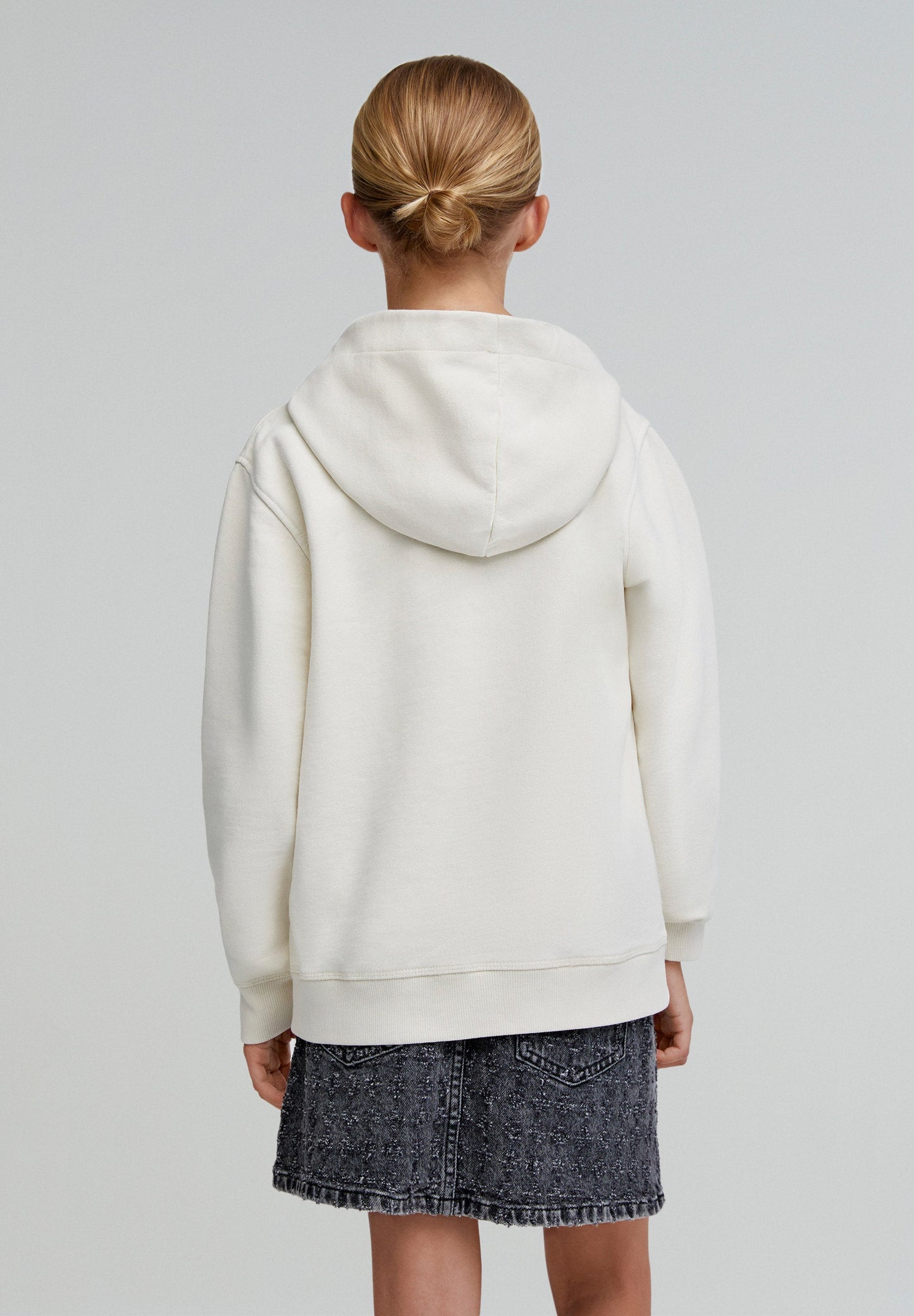 SWEATSHIRT WITH FRONT RAISED SKULL