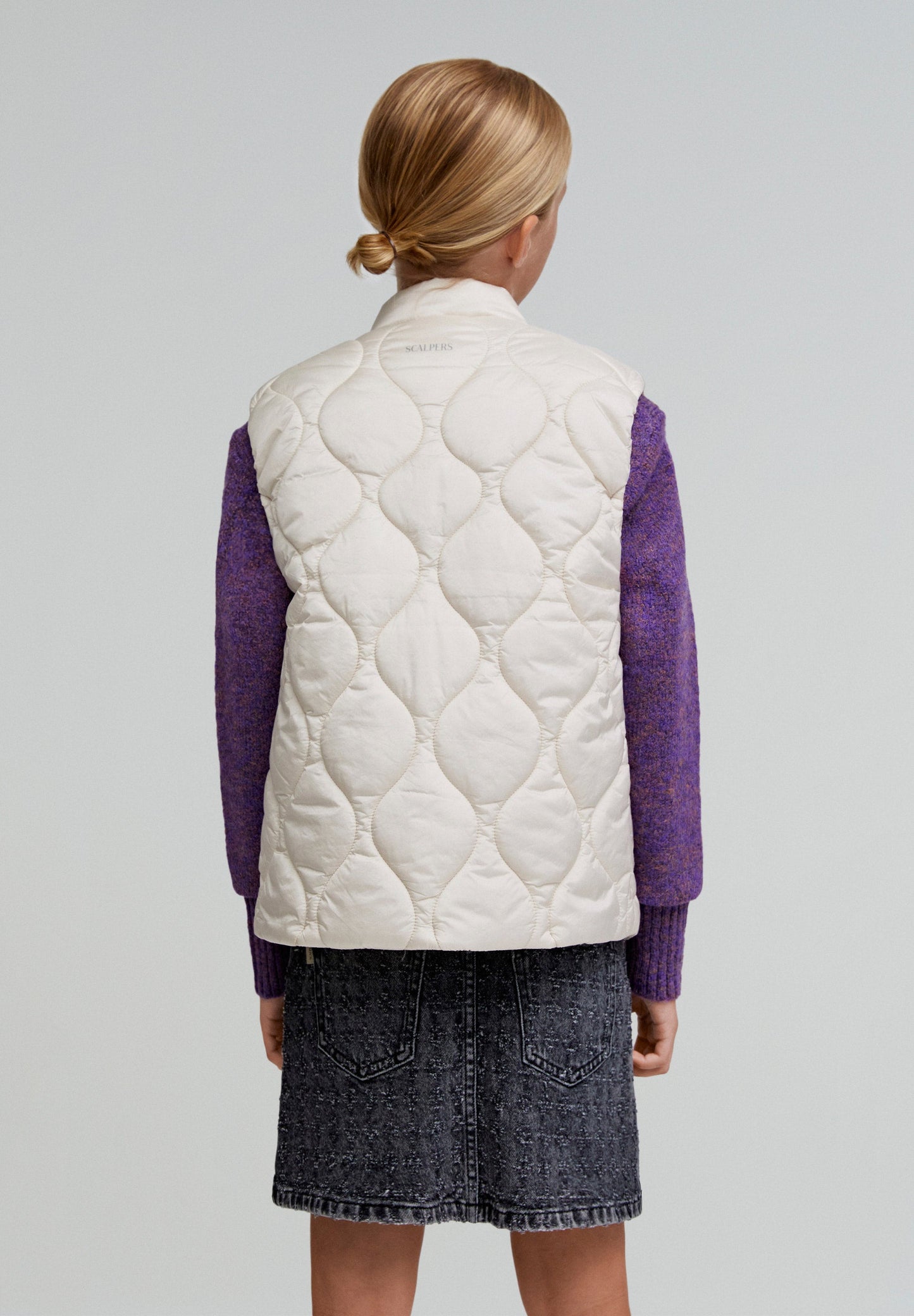 PUFFER VEST WITH SKULL