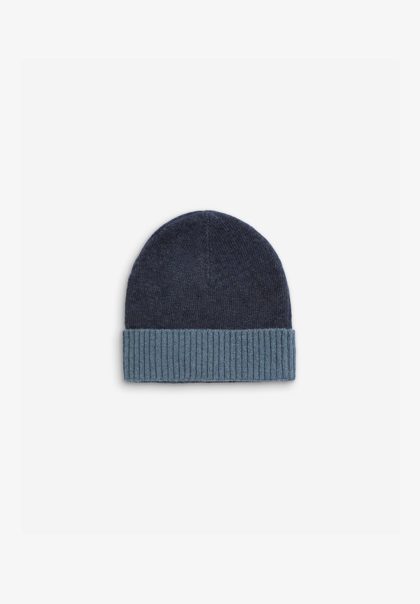 TWO-TONE KNIT HAT