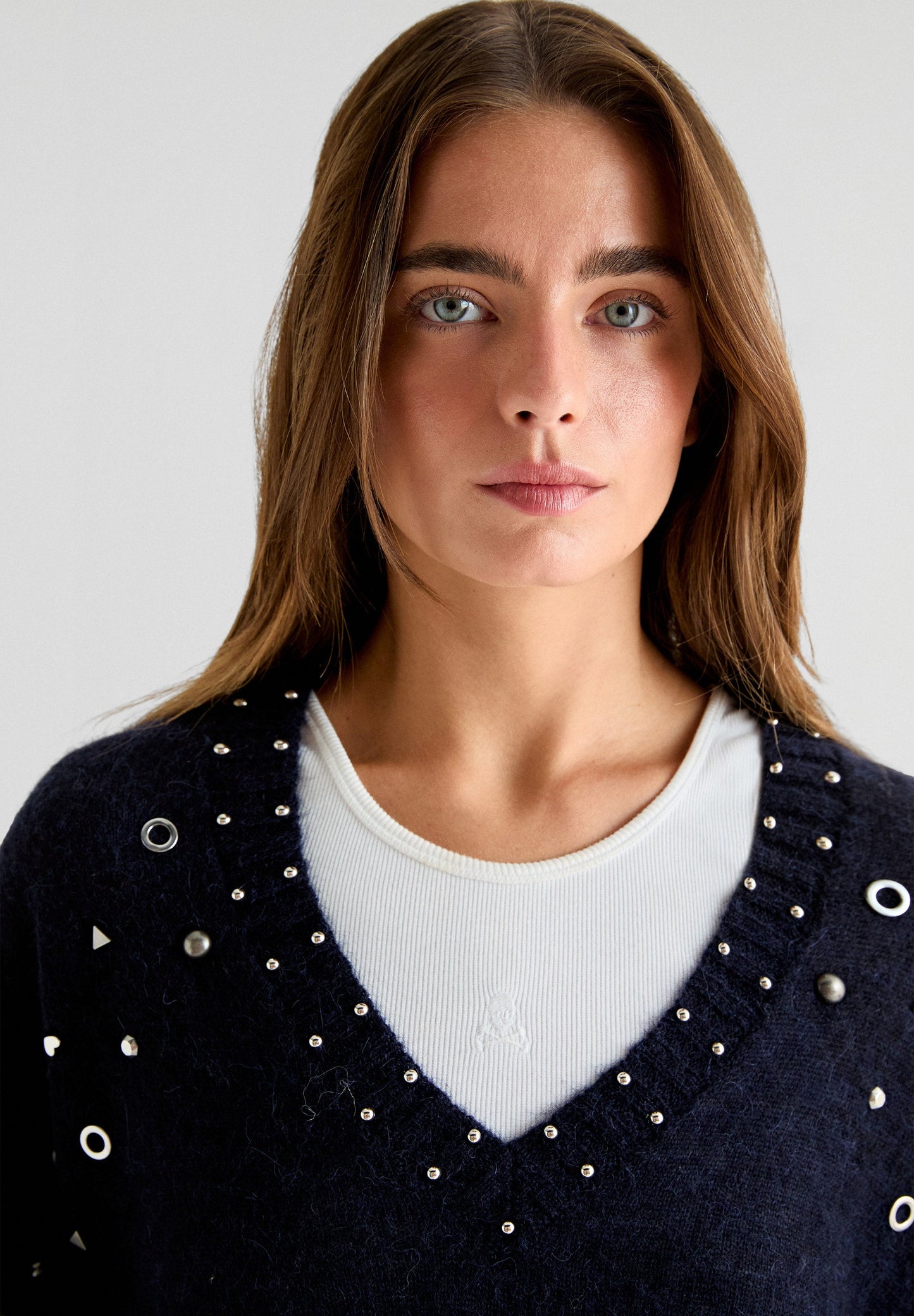 STUDDED V-NECK SWEATER