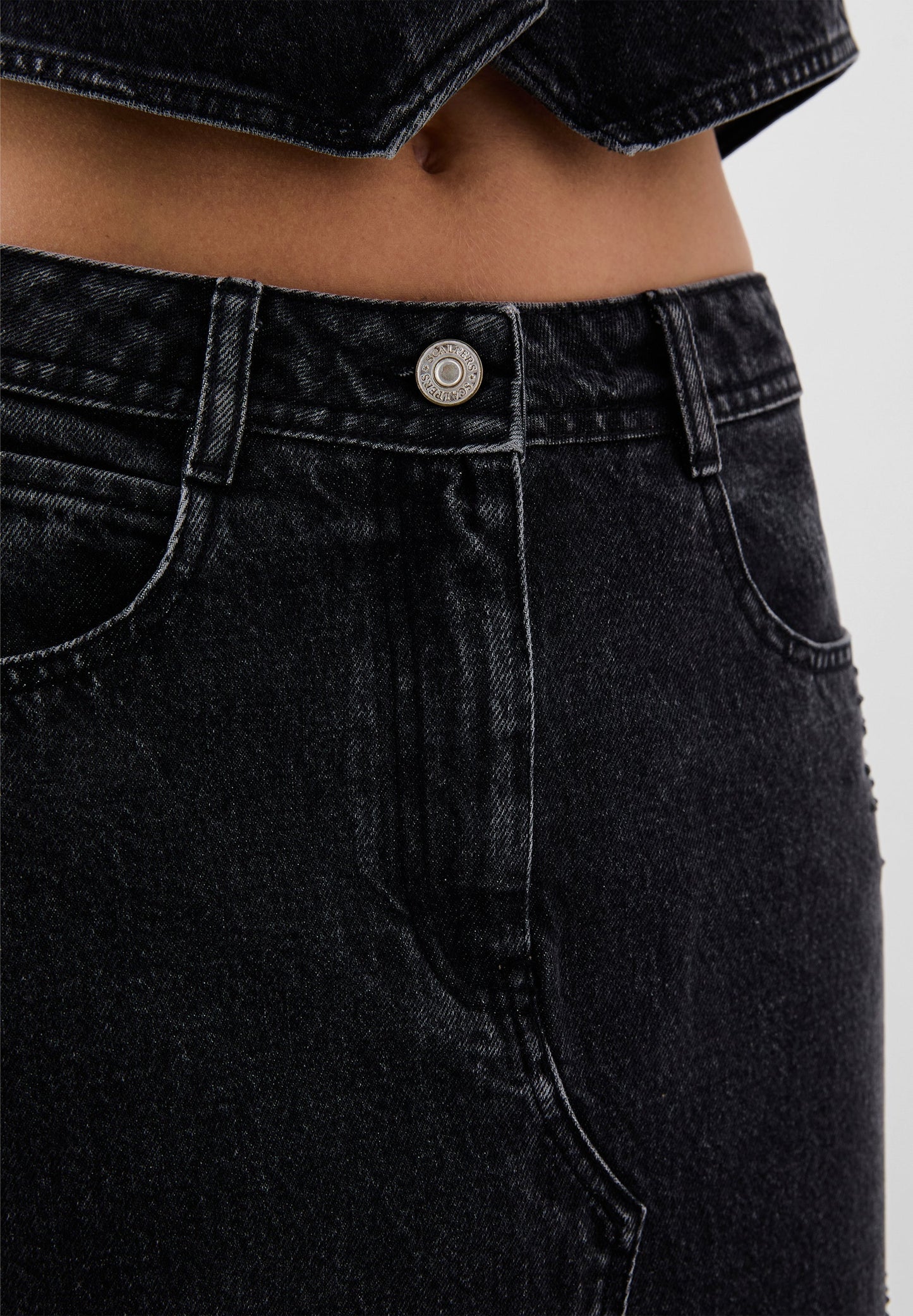 DENIM SHINY SLIT SKIRT