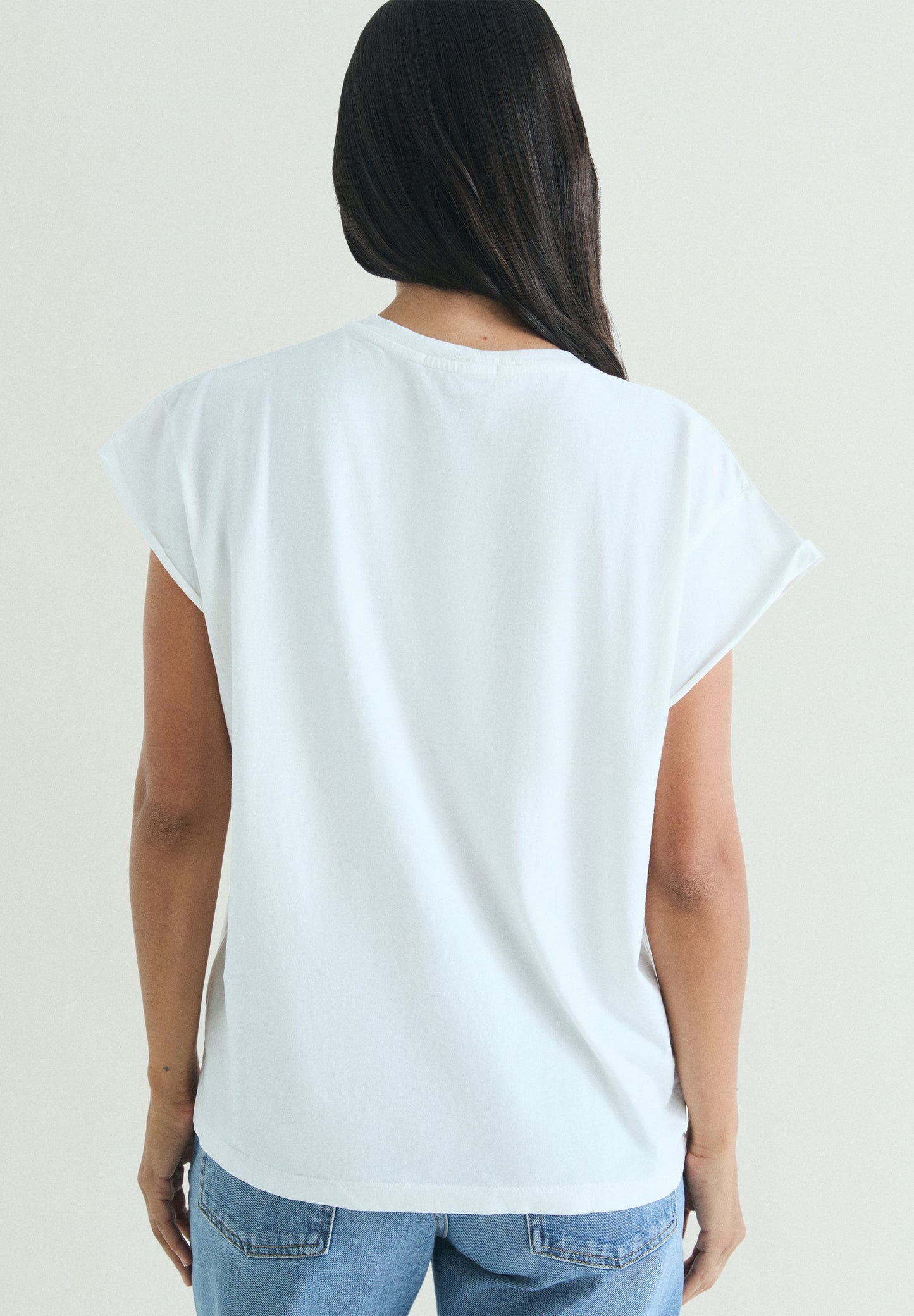 EMBROIDERED SKULL T-SHIRT