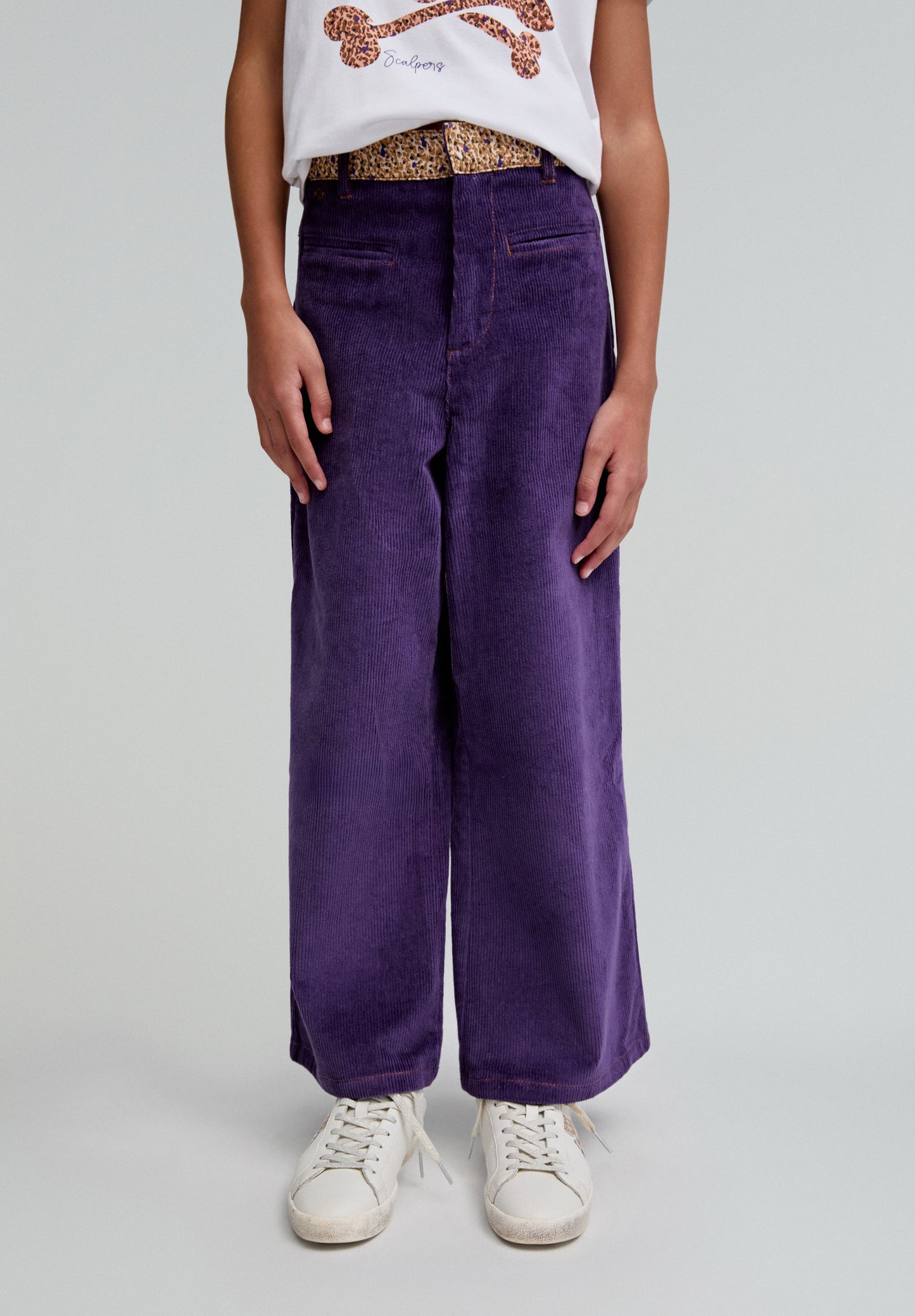 CORDUROY TROUSERS WITH PRINT DETAIL