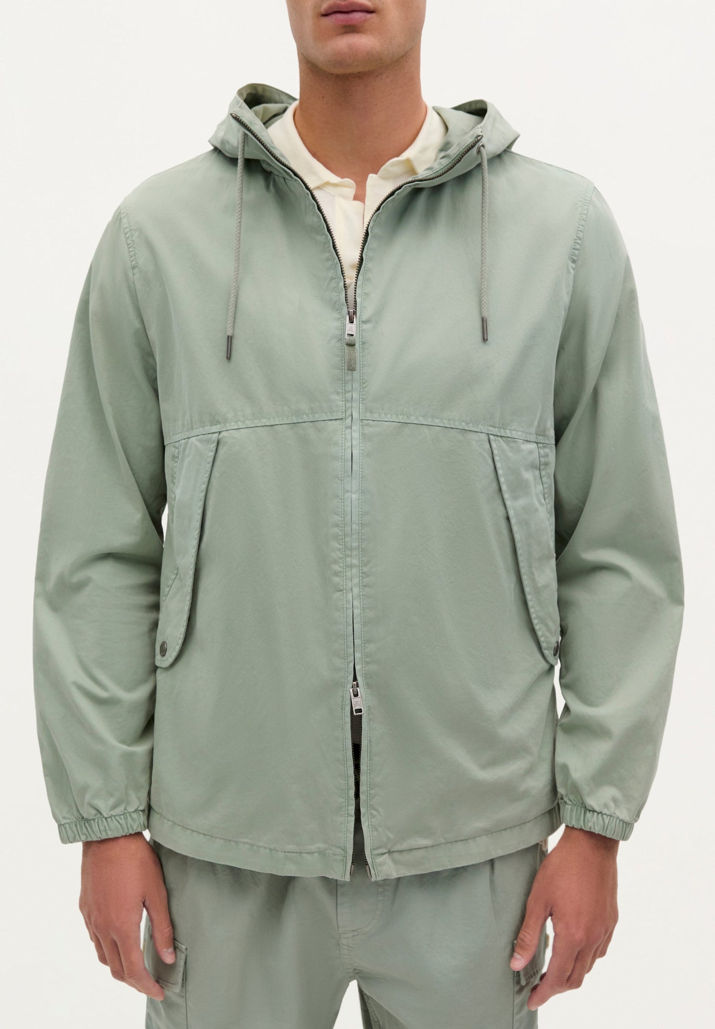 LIGHTWEIGHT COTTON JACKET WITH HOOD