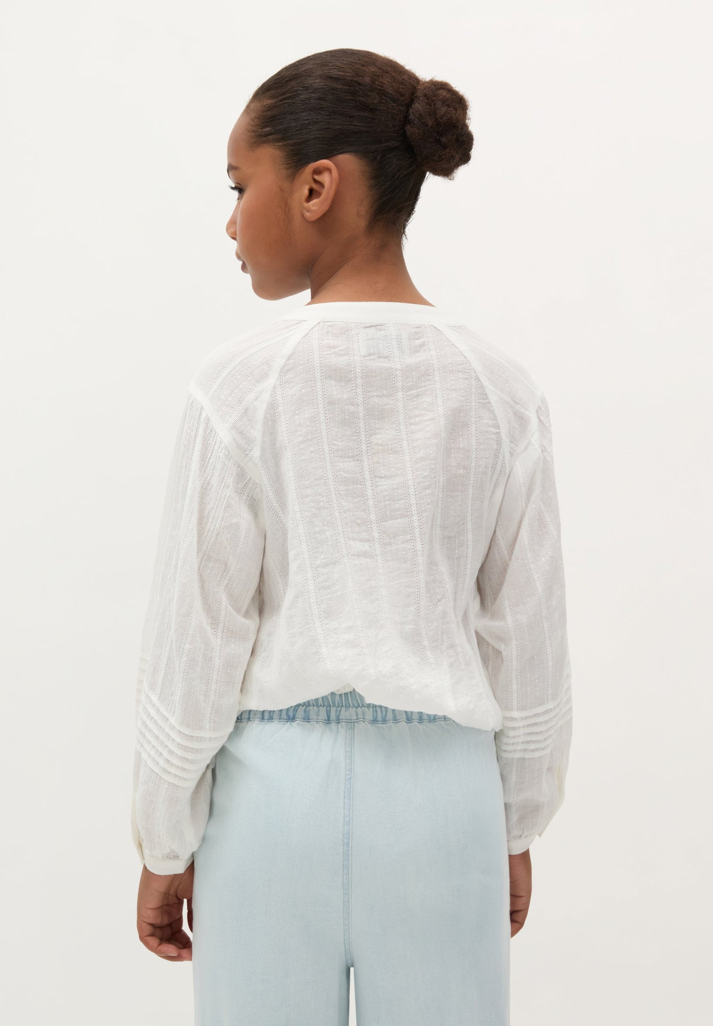 BLOUSE WITH STAND-UP COLLAR