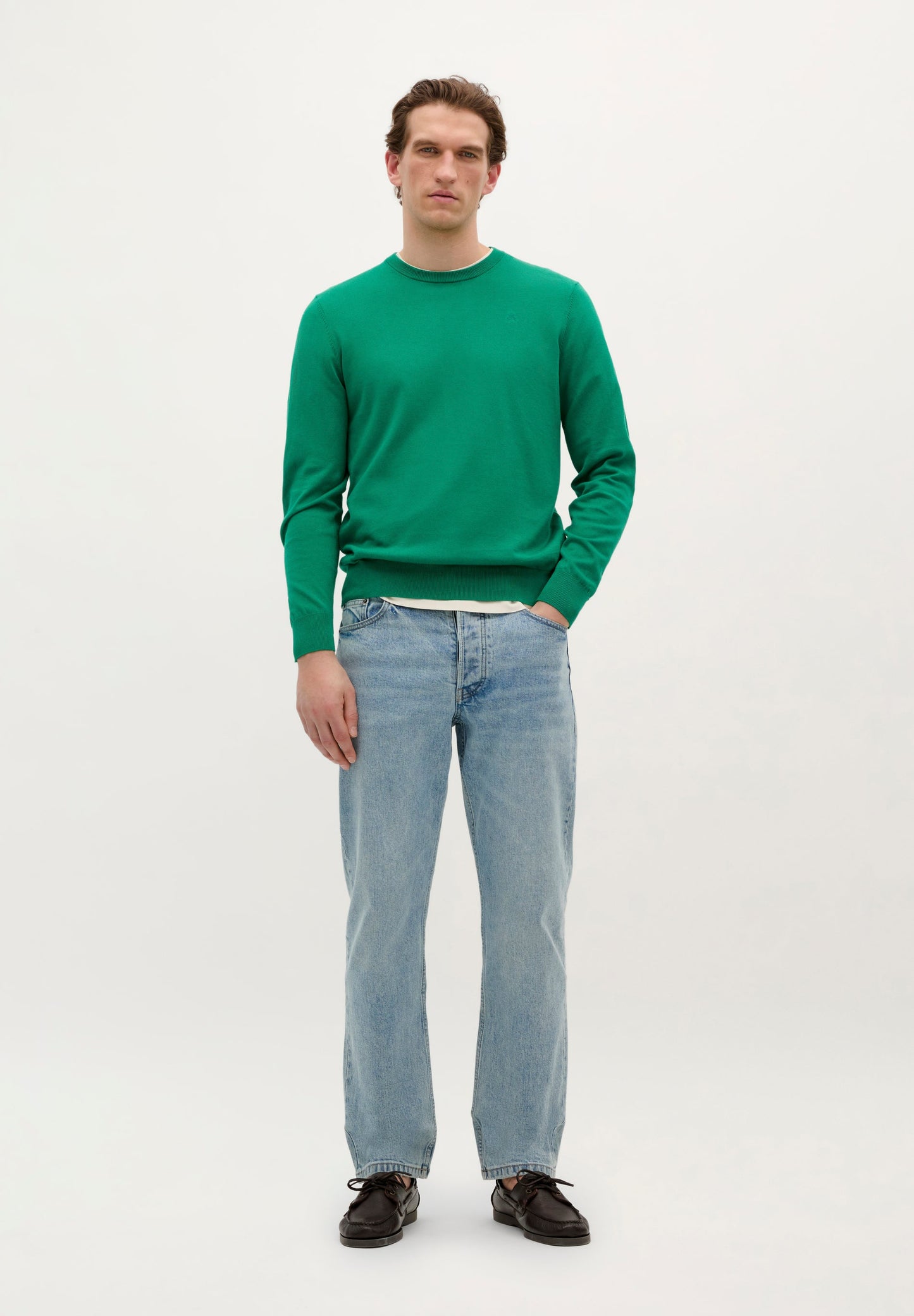 ROUND NECK SWEATER WITH SKULL