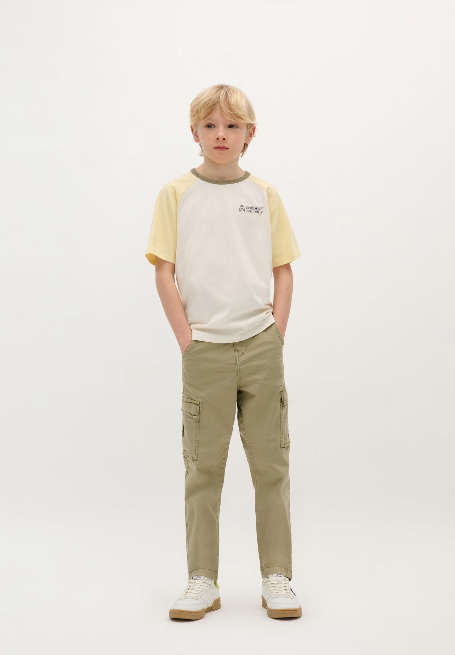 PRINTED T-SHIRT WITH RAGLAN SLEEVES