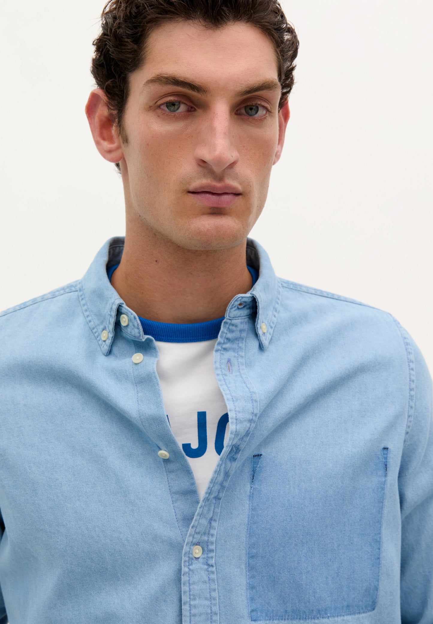 DENIM SHIRT WITH PATCH POCKET