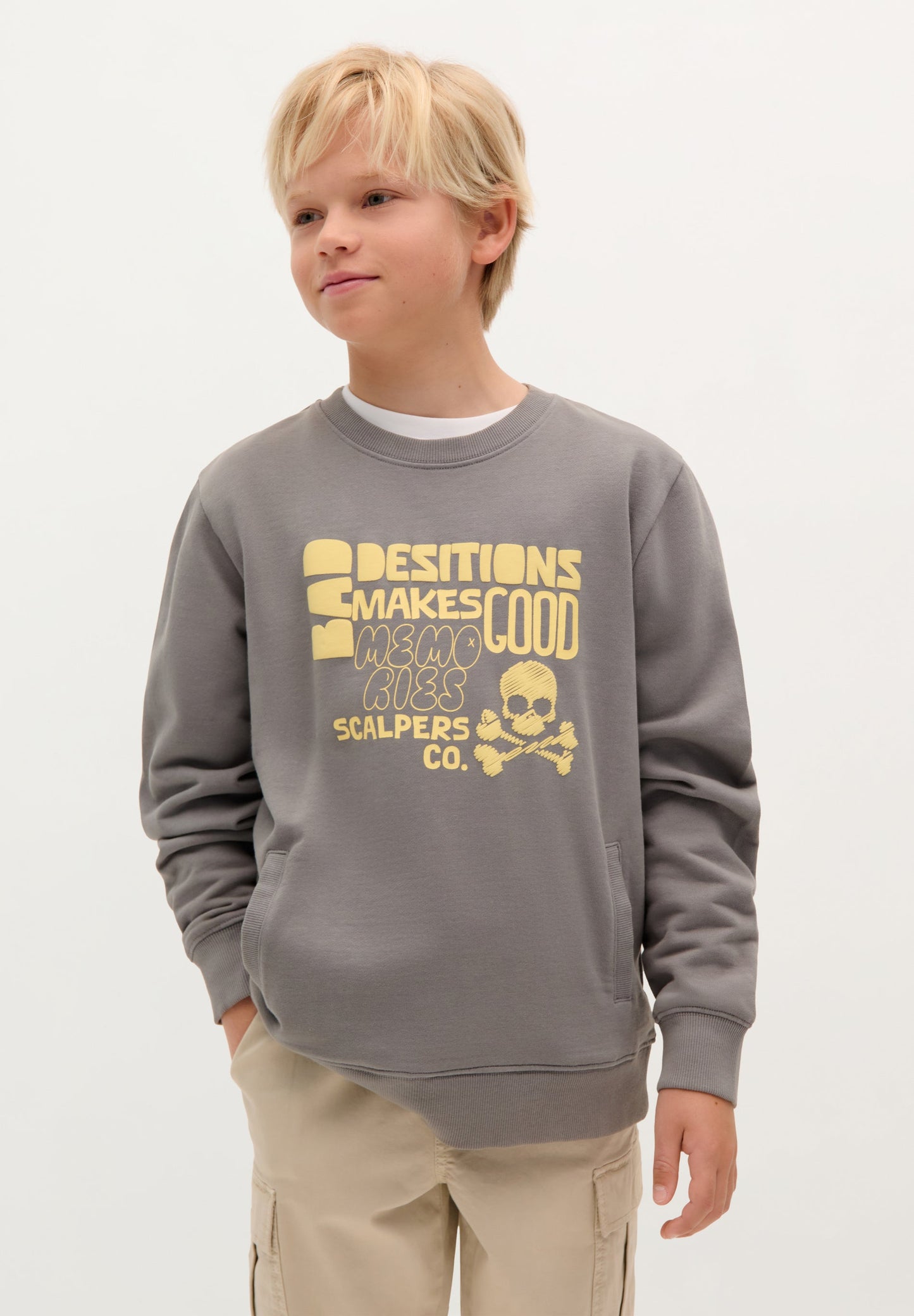 SWEATSHIRT WITH FRONT PRINT