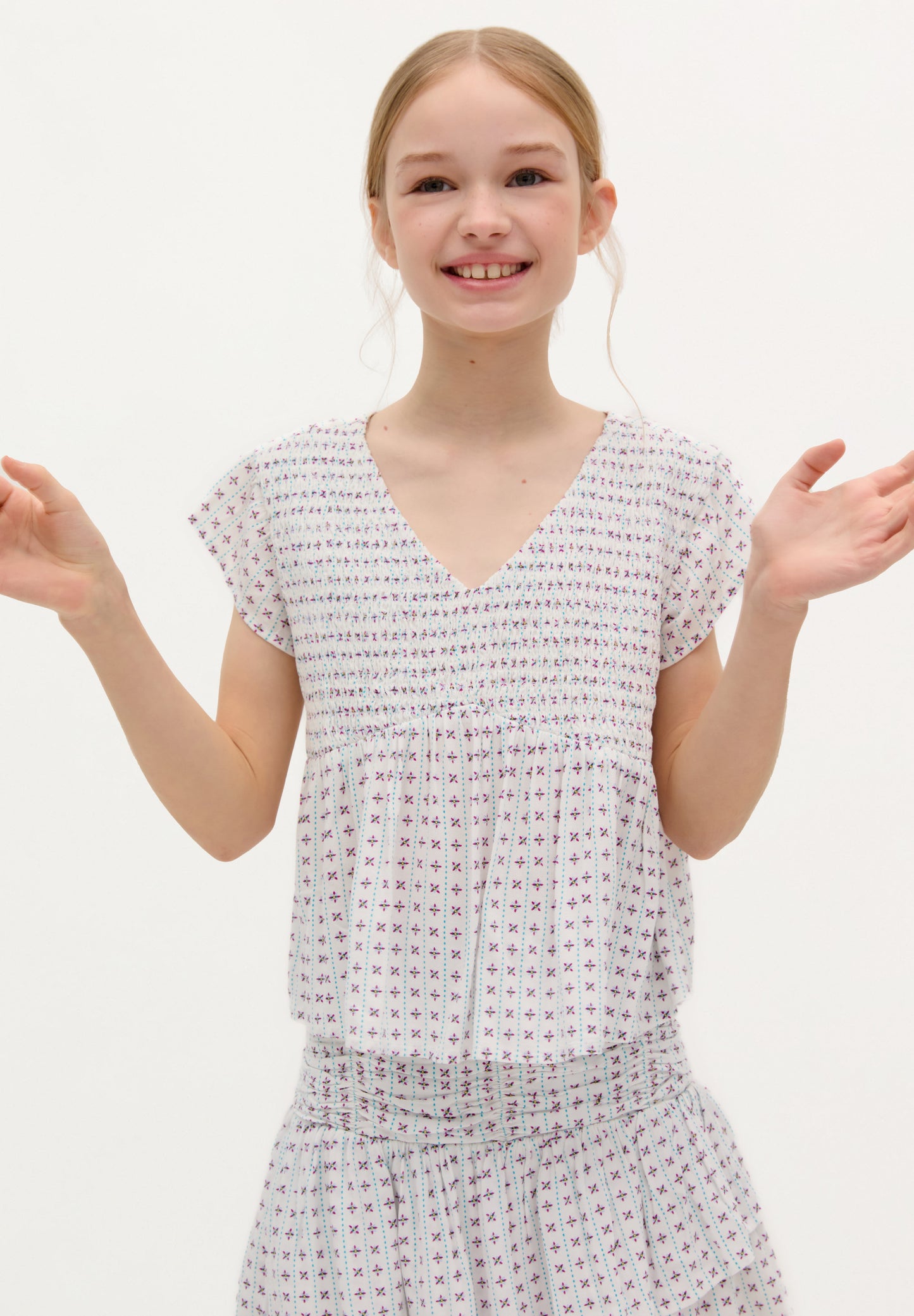SMOCKED BLOUSE