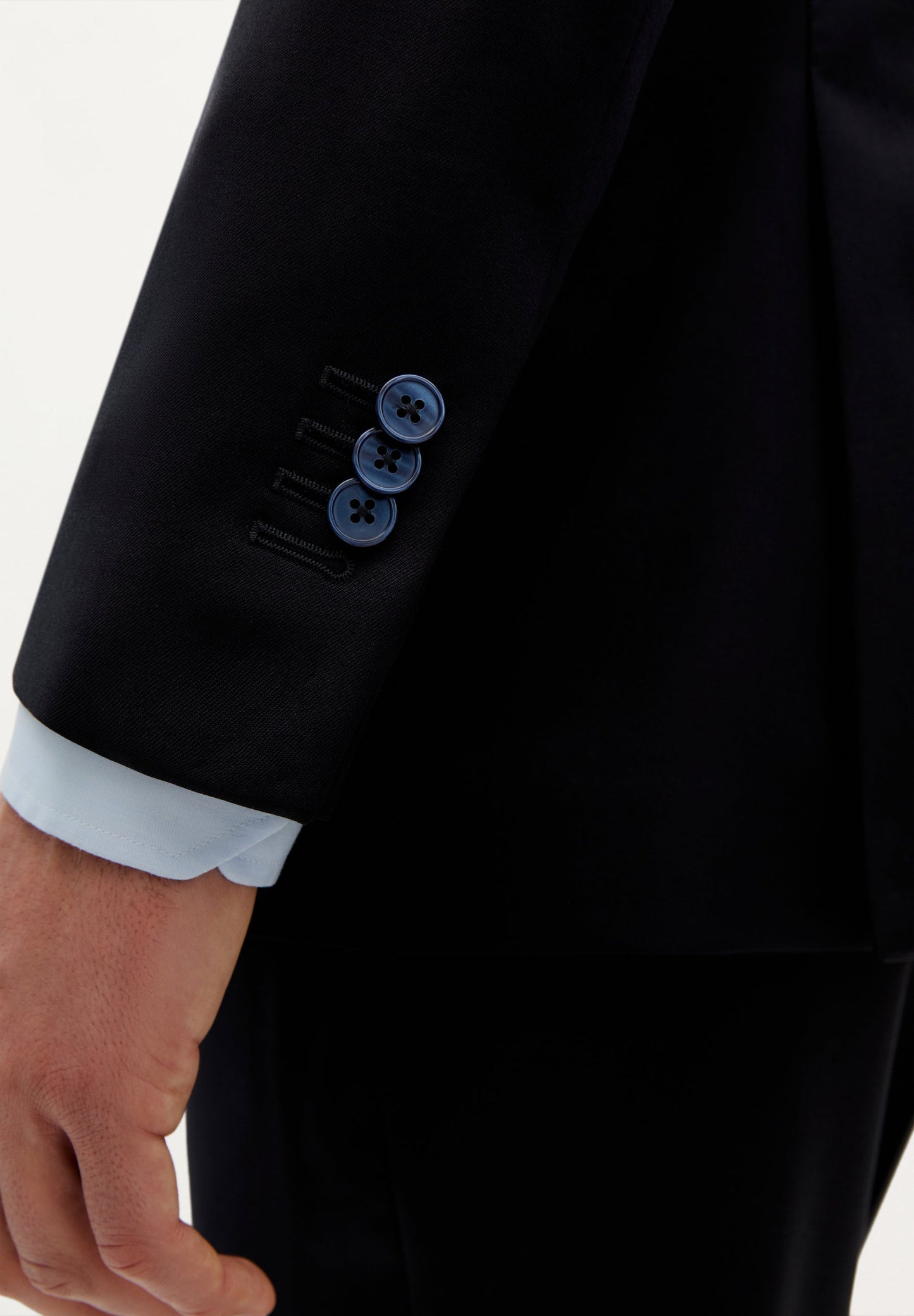 BASIC MERCER SUIT