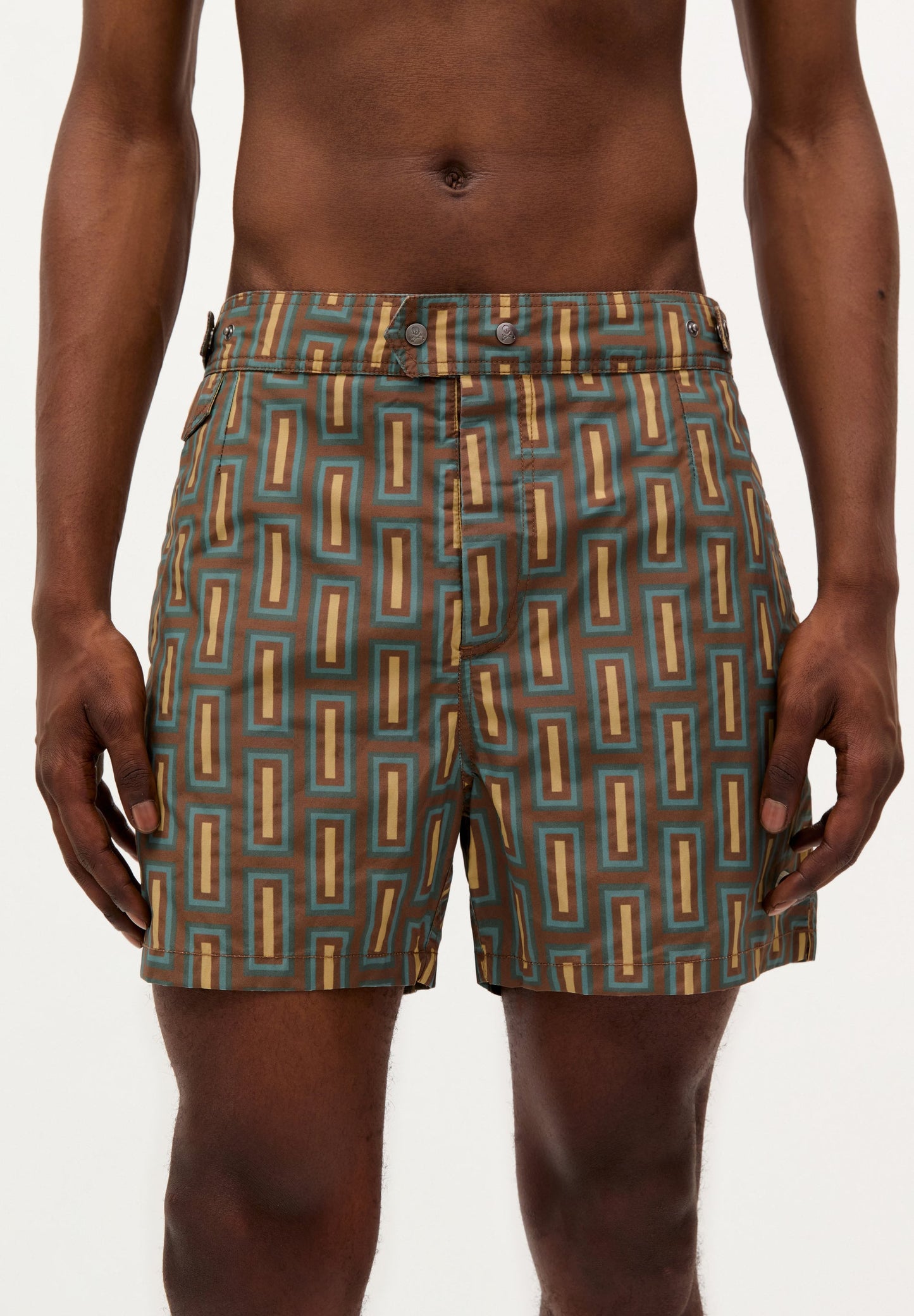 SWIMMING TRUNKS WITH CONTRAST PRINT