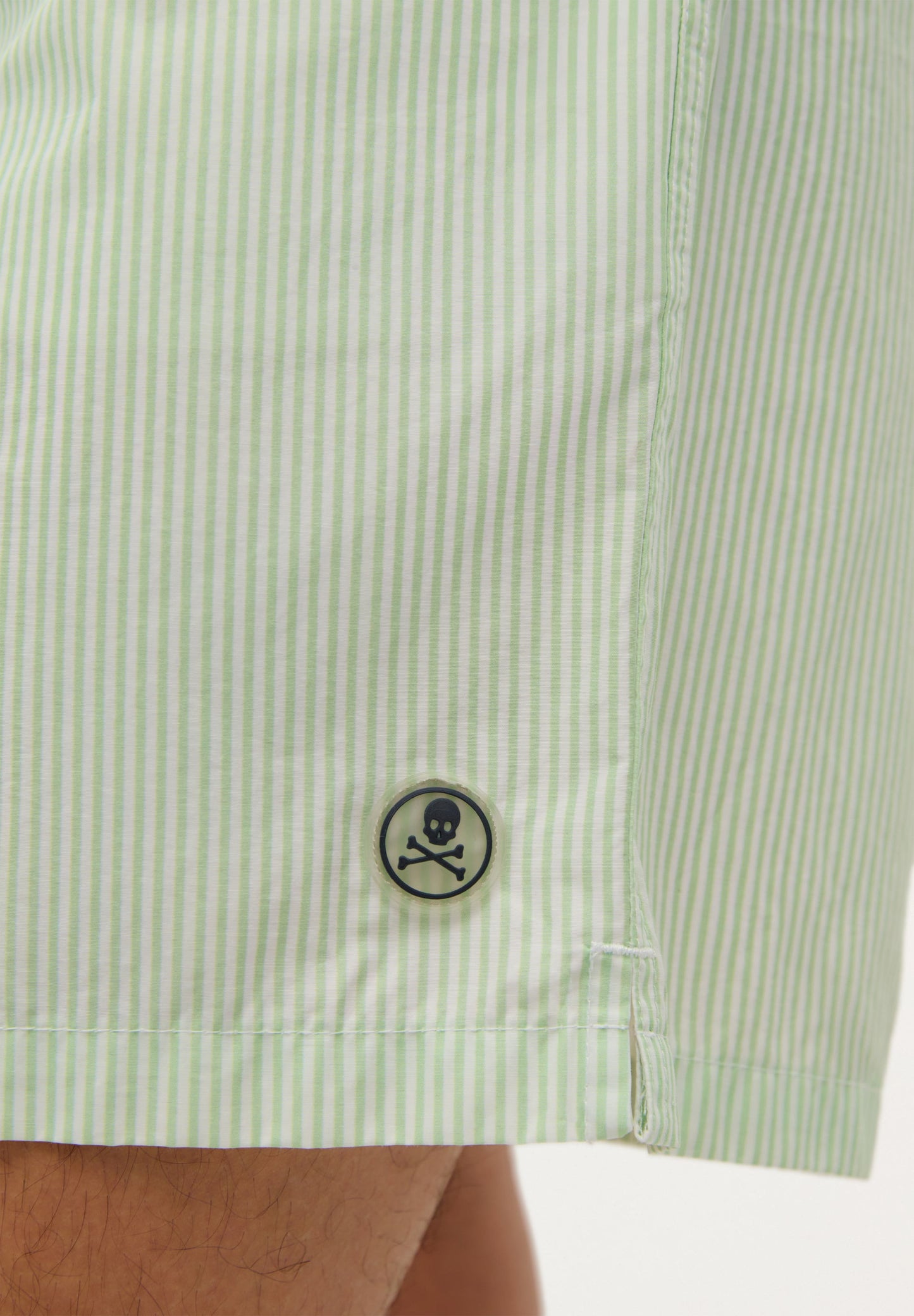 STRIPE PRINT SWIMMING TRUNKS