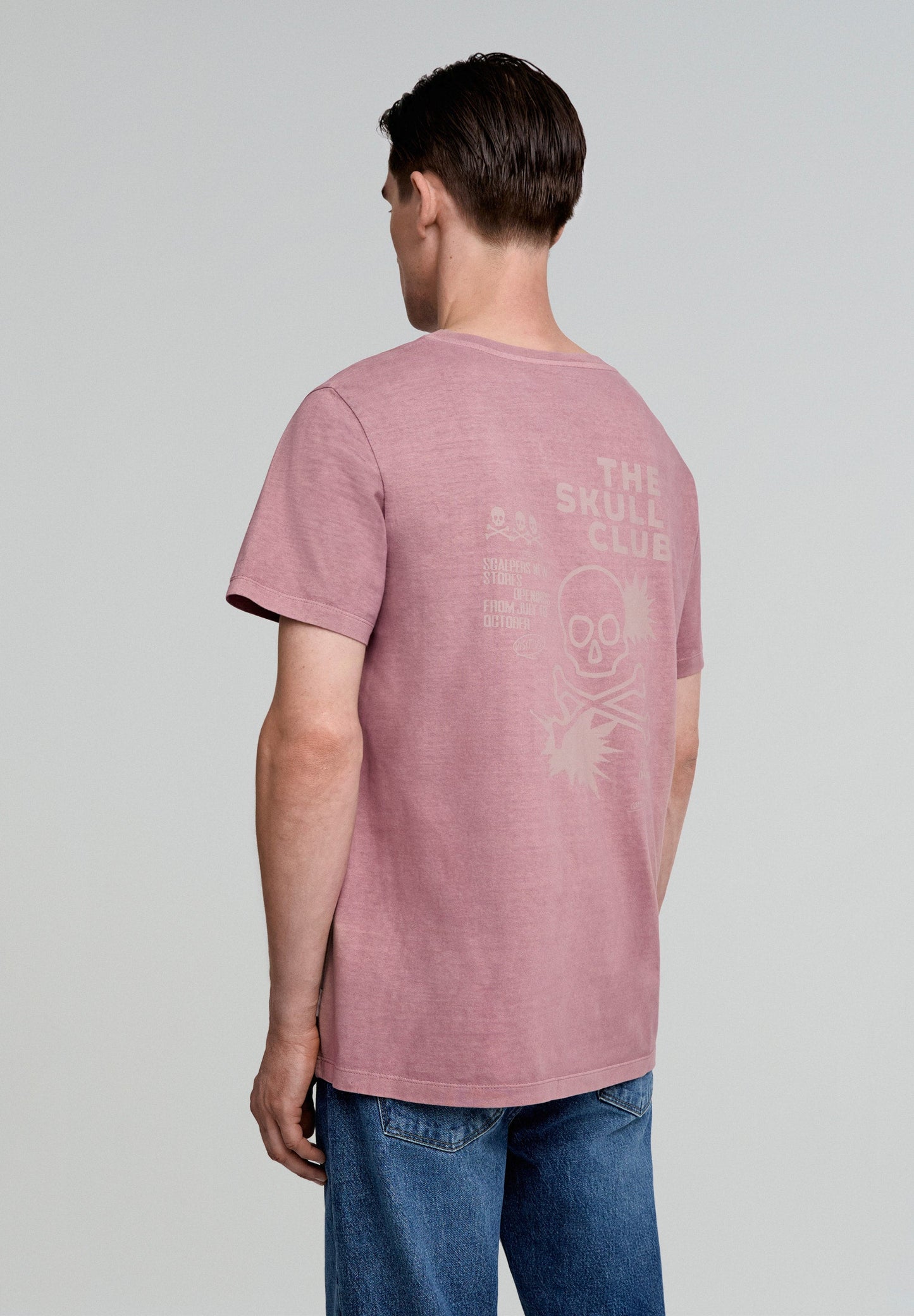 T-SHIRT WITH SKULL ON BACK