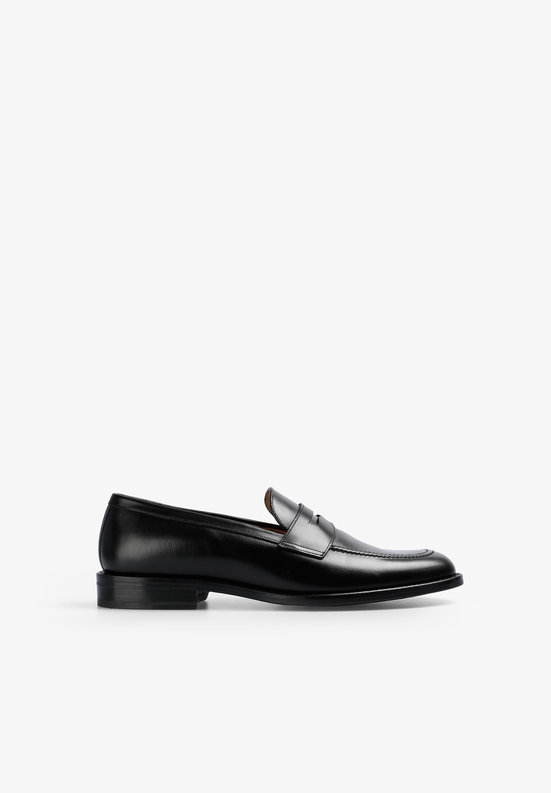 SCCARLSON LOAFER SHOES
