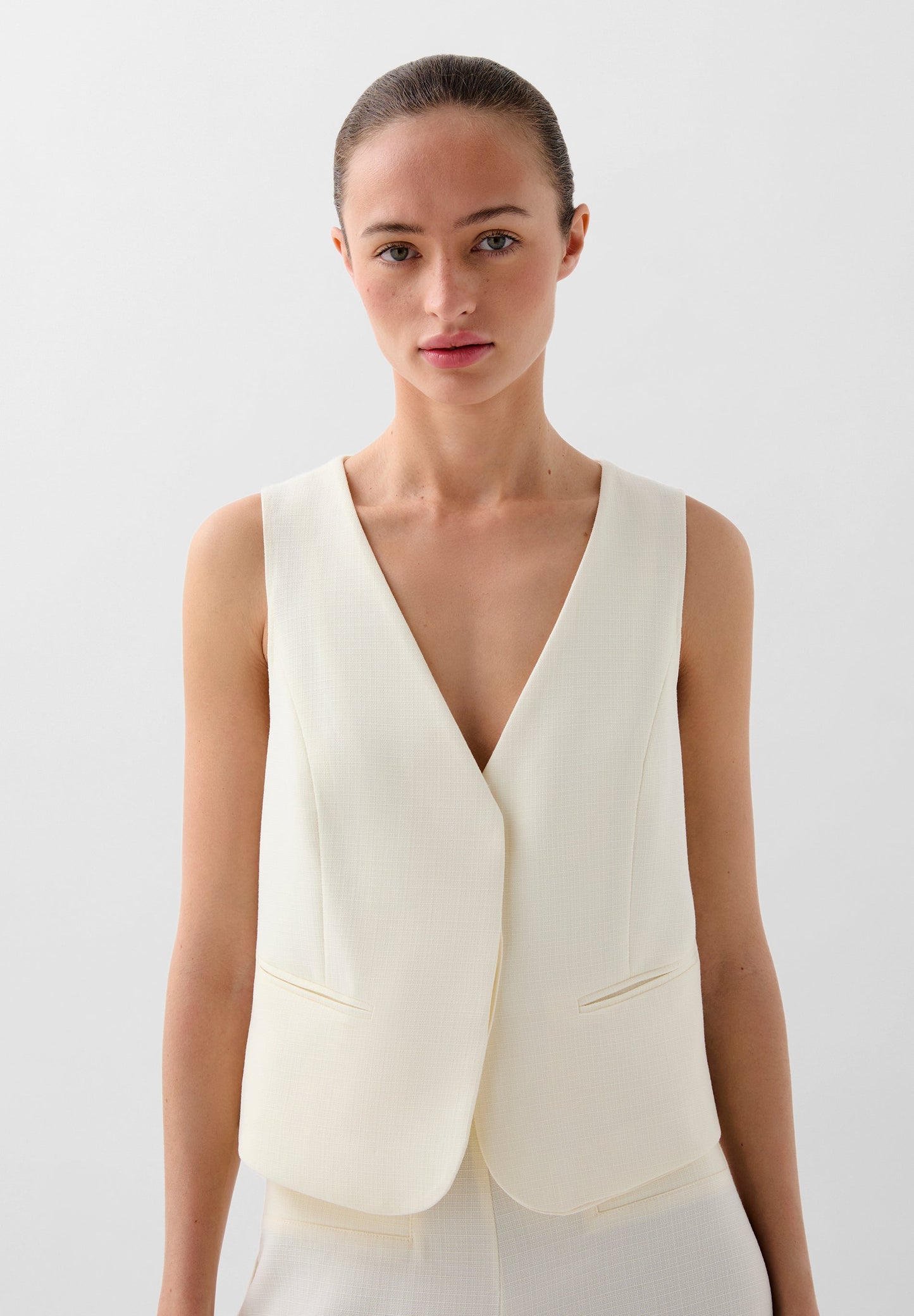 BACK TIE WAISTCOAT