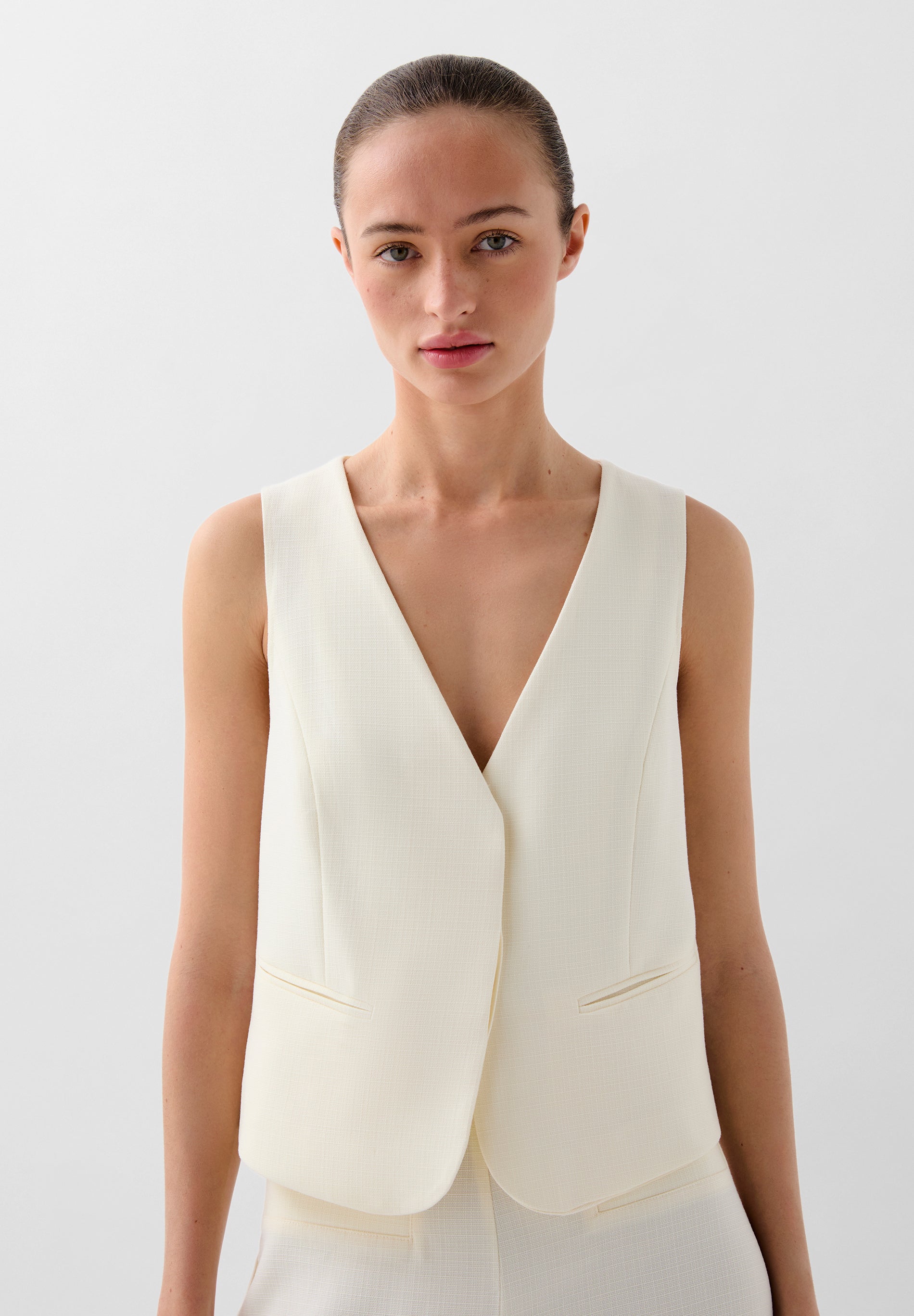 BACK TIE WAISTCOAT