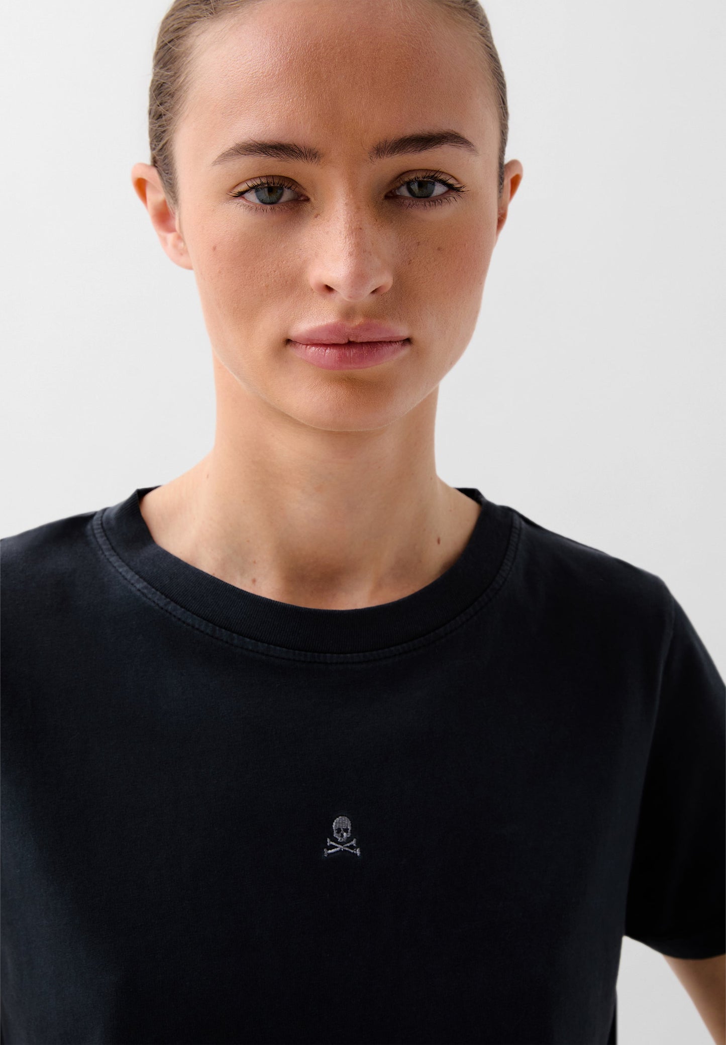 BASIC SKULL T-SHIRT