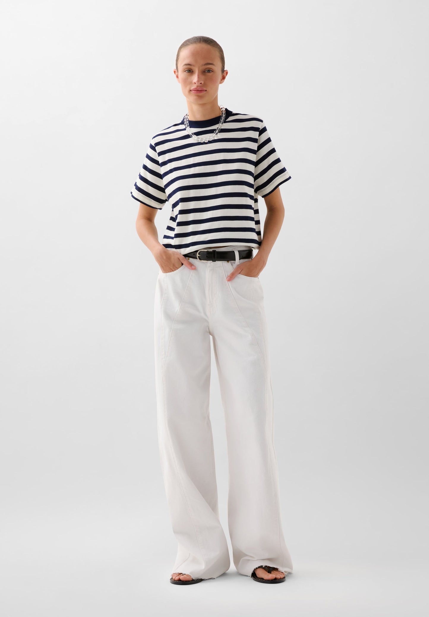REGULAR FIT STRIPED T-SHIRT